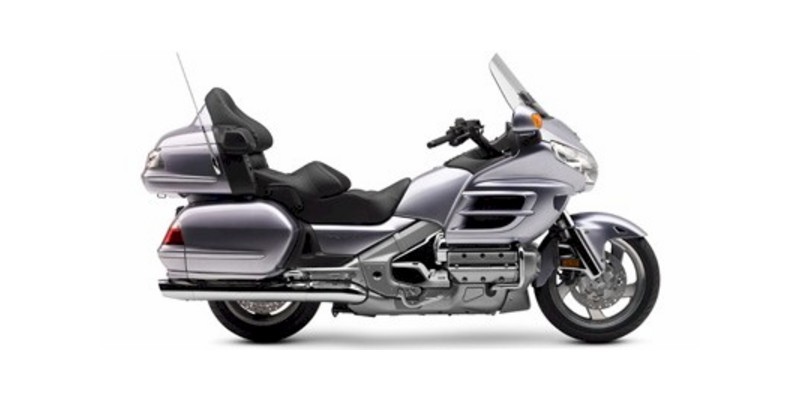 2009 Honda Gold Wing Price, Trims, Options, Specs, Photos, Reviews ...