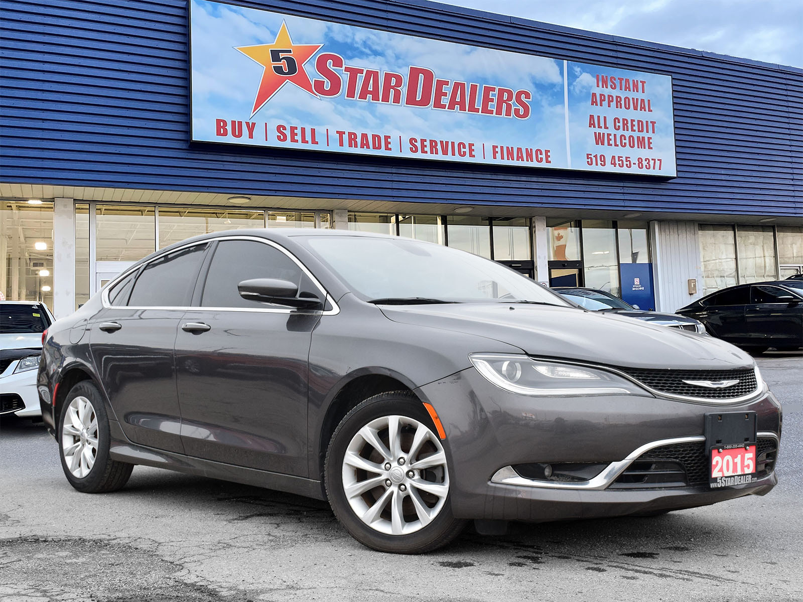 2015 Chrysler 200 NAV LEATHER PANOROOF LOADED WE FINANCE ALL CREDIT!