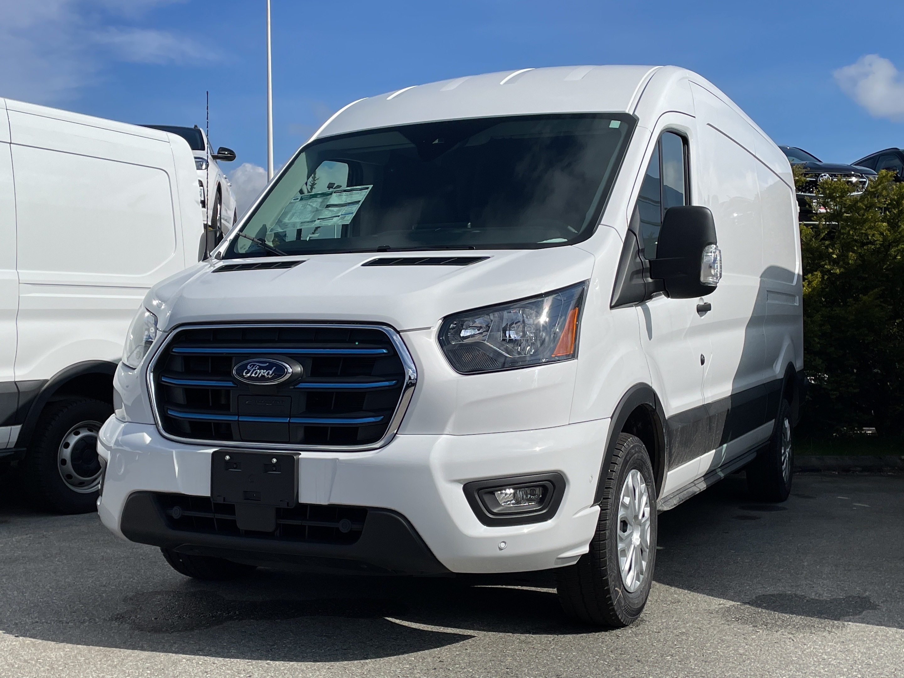 2023 Ford E-Transit Cargo Van BASE