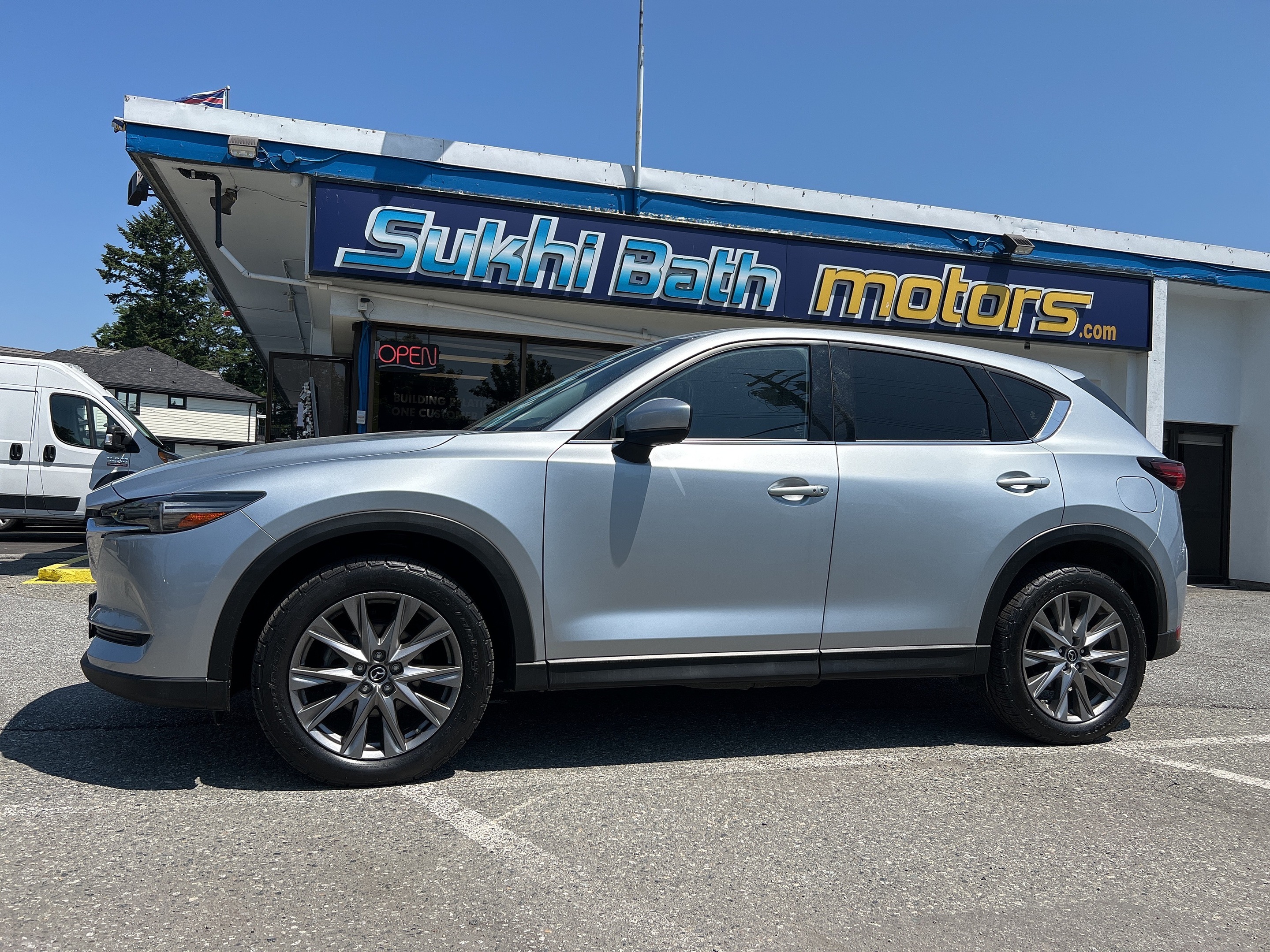 2020 Mazda CX-5 GT Auto AWD + NAVIGATION + SUNROOF + FULLY LOADED 