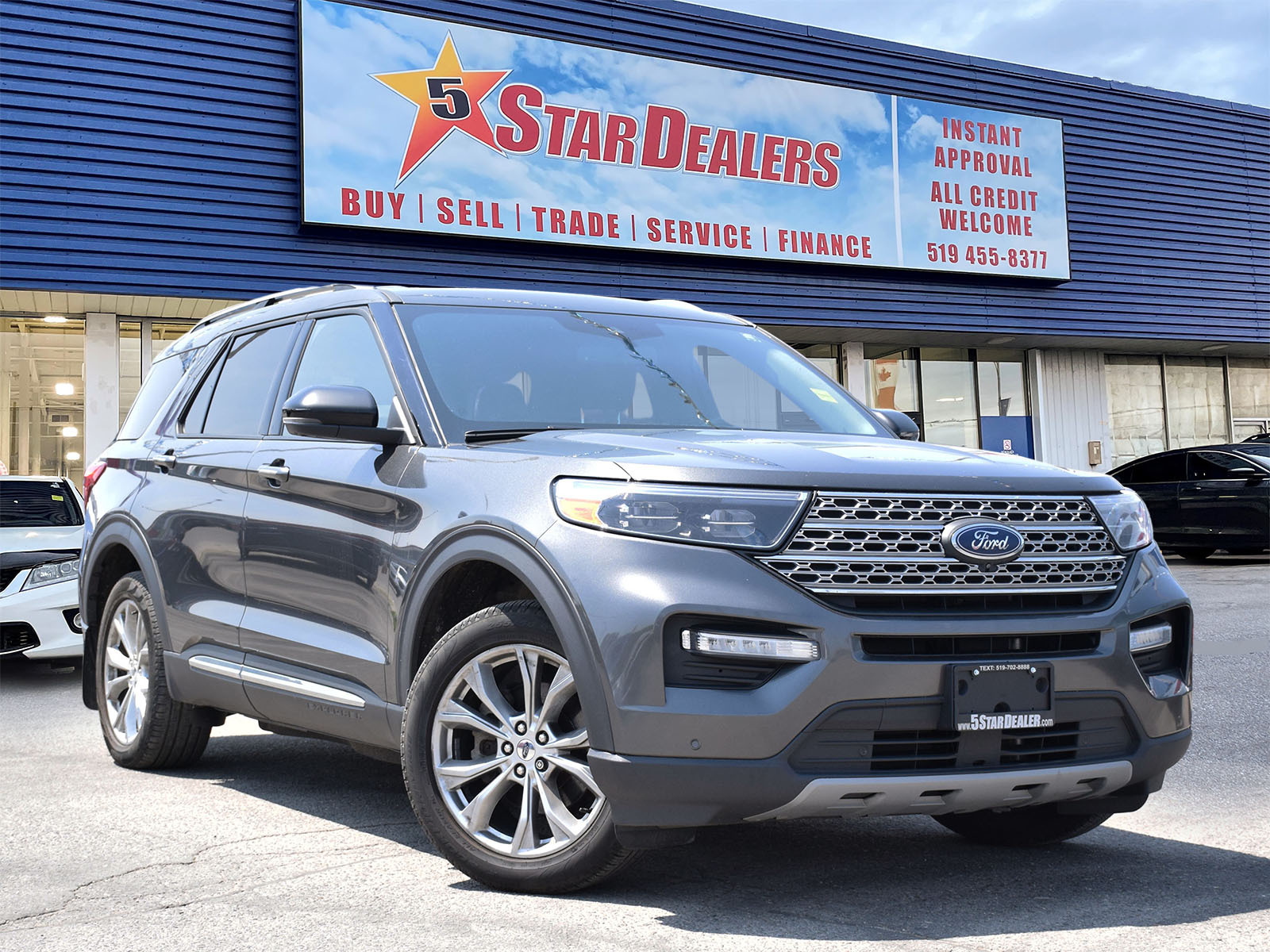 2020 Ford Explorer NAV LEATHER PANO ROOF MINT! WE FINANCE ALL CREDIT!