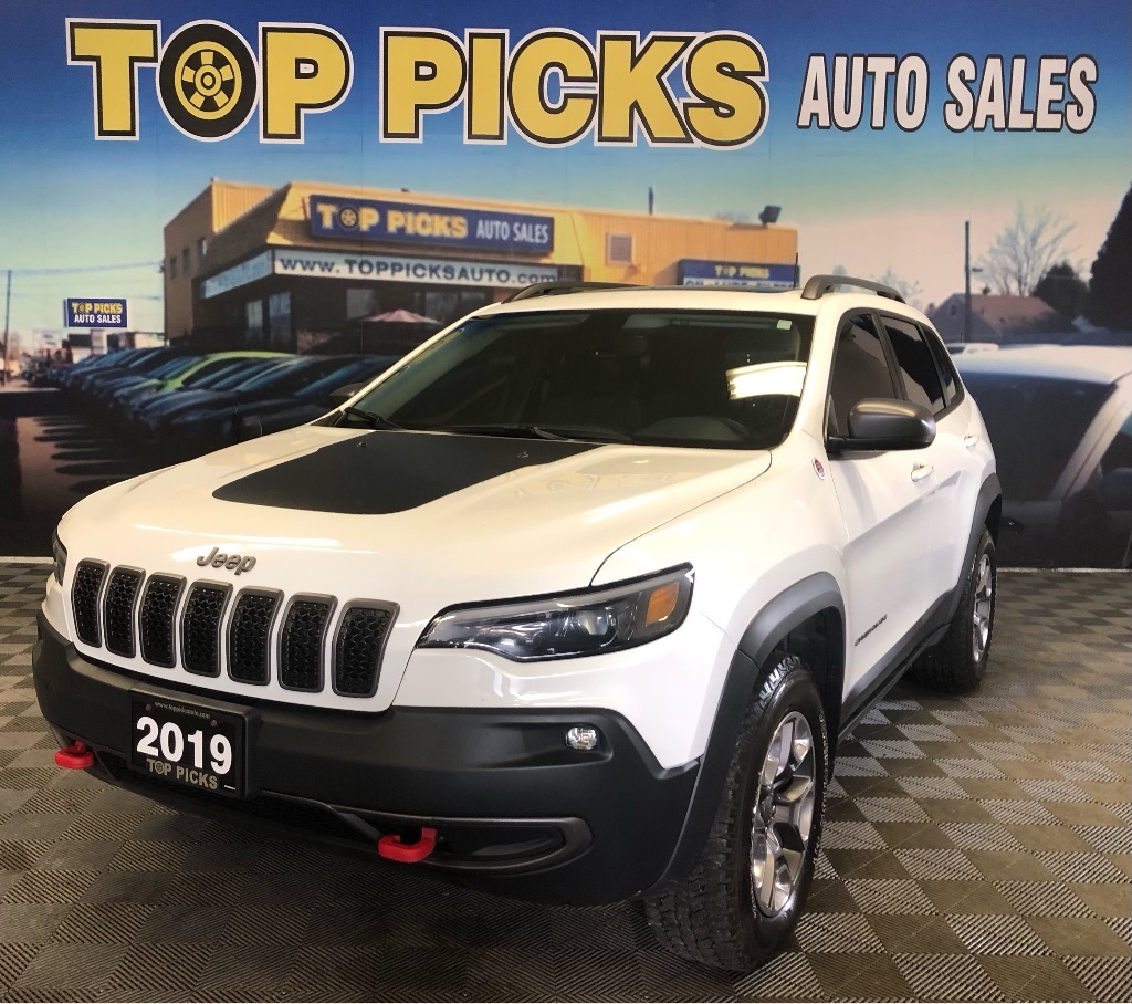 2019 Jeep Cherokee Trailhawk Elite, Fully Loaded, Accident Free!!