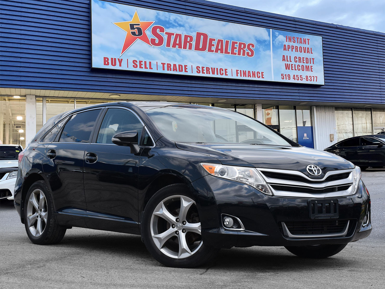 2015 Toyota Venza V6 AWD NAV LEATHER PANO ROOF WE FINANCE ALL CREDIT