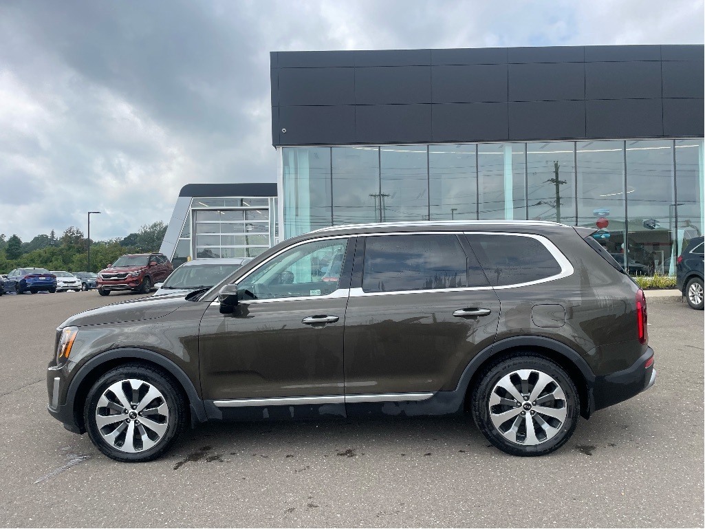 2020 Kia Telluride ONE OWNER FAMILY VEHICLE  DEALER SOLD AND SERVICED