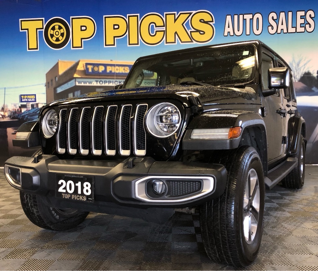2018 Jeep WRANGLER UNLIMITED Sahara, 6 Speed Manual, Leather, Accident Free!