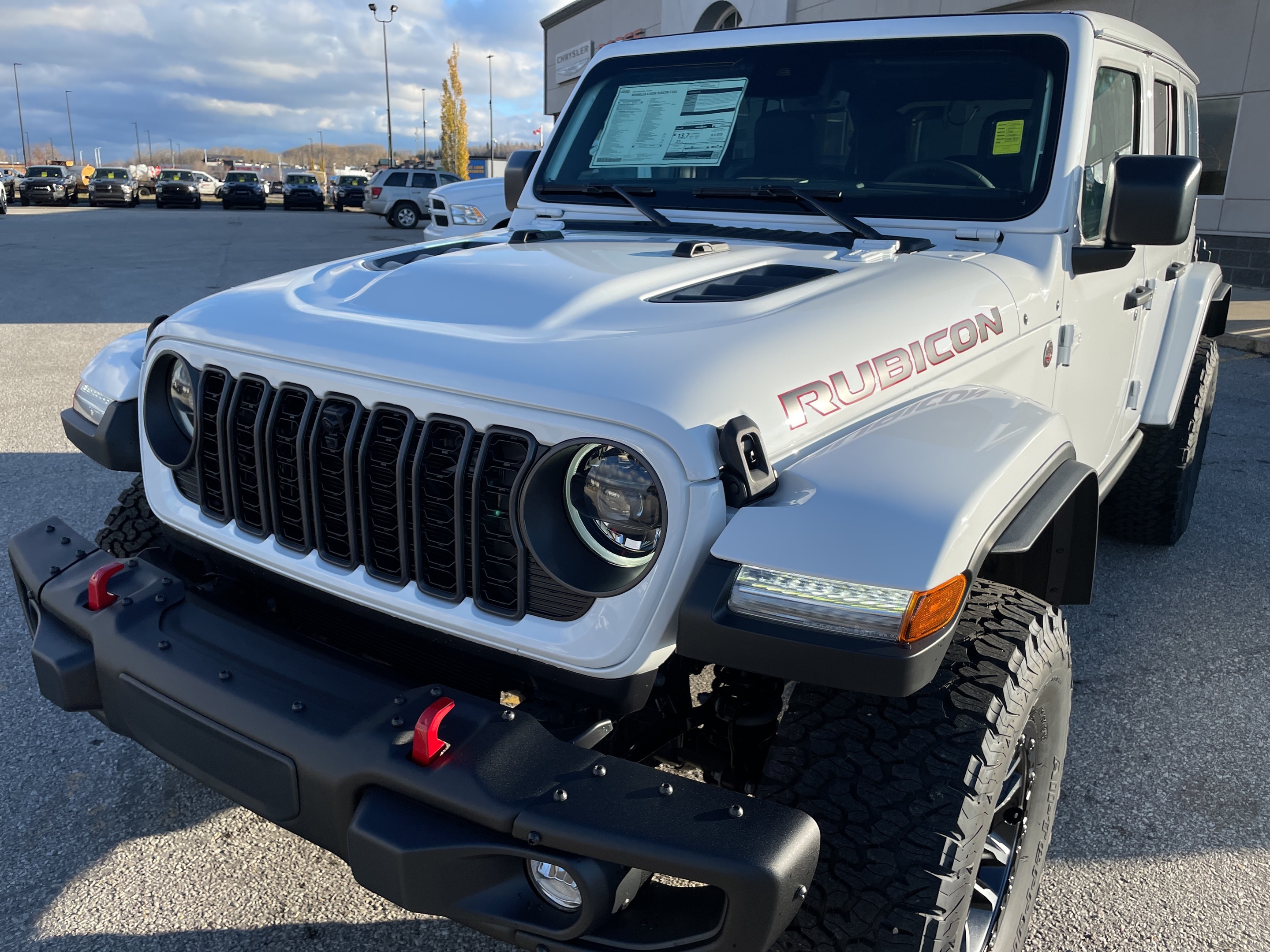 2024 Jeep Wrangler SAVE $7500,FREE DELIVERY IN ALBERTA!!