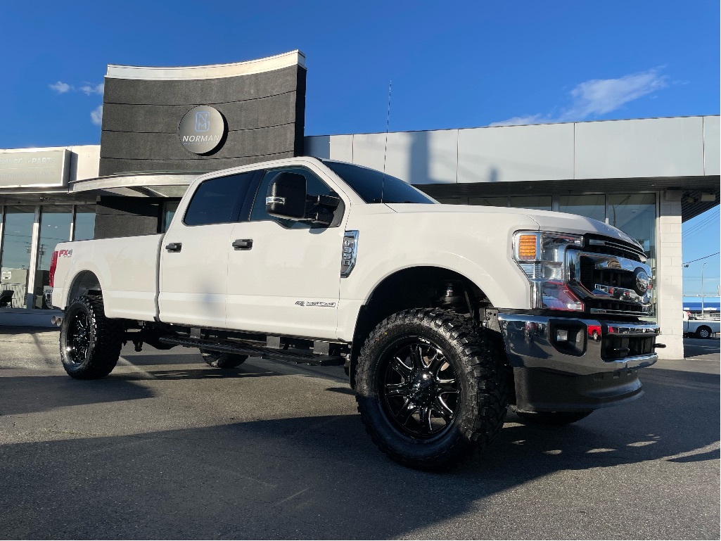 2021 Ford F-350 FX4 LB 4WD DIESEL LIFTED NEW 22” FUEL & 37” M/T’S