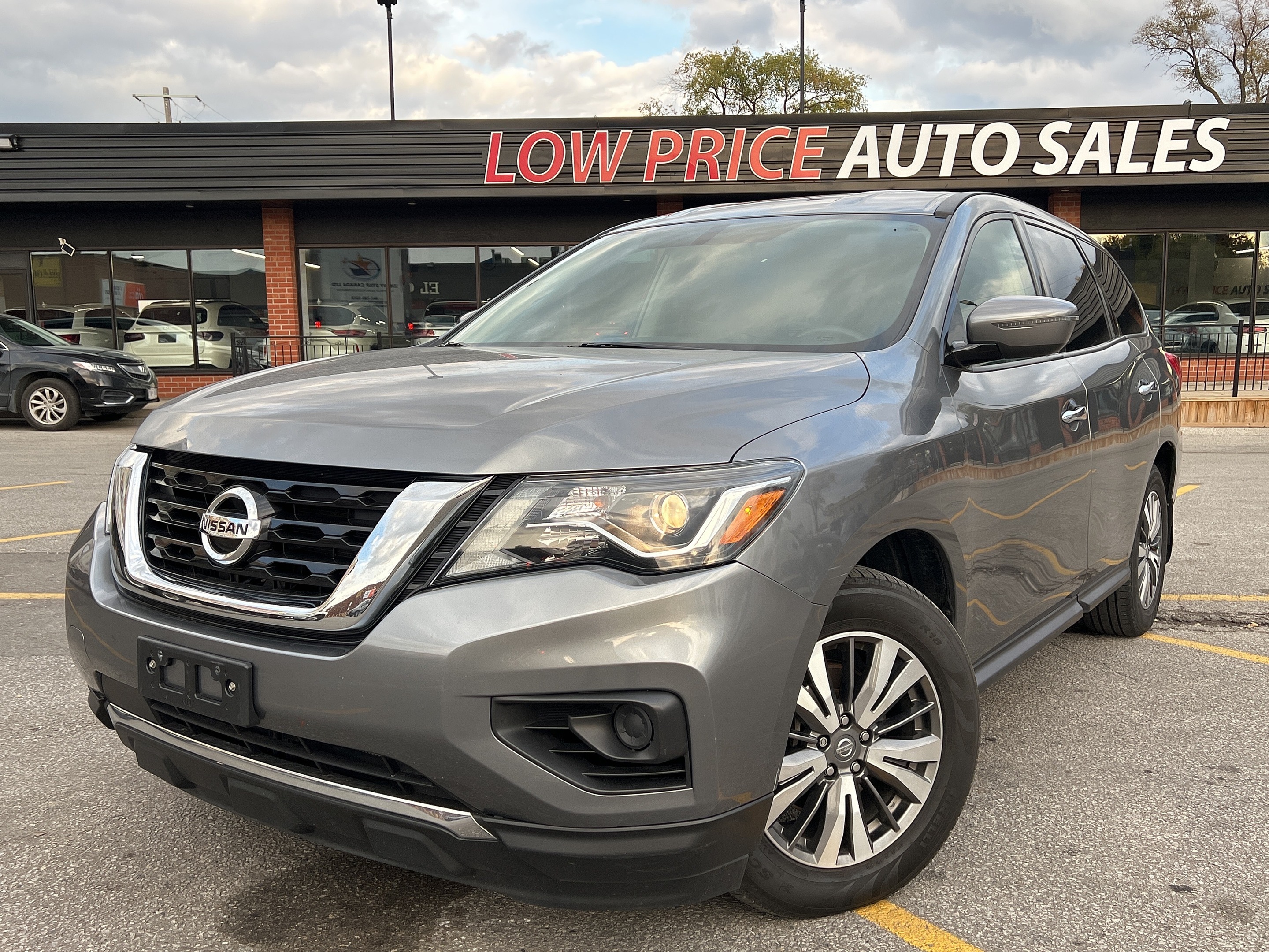 2018 Nissan Pathfinder AllPwrOpti*HtdSeats*Camera*Cruise*3RowSeater!