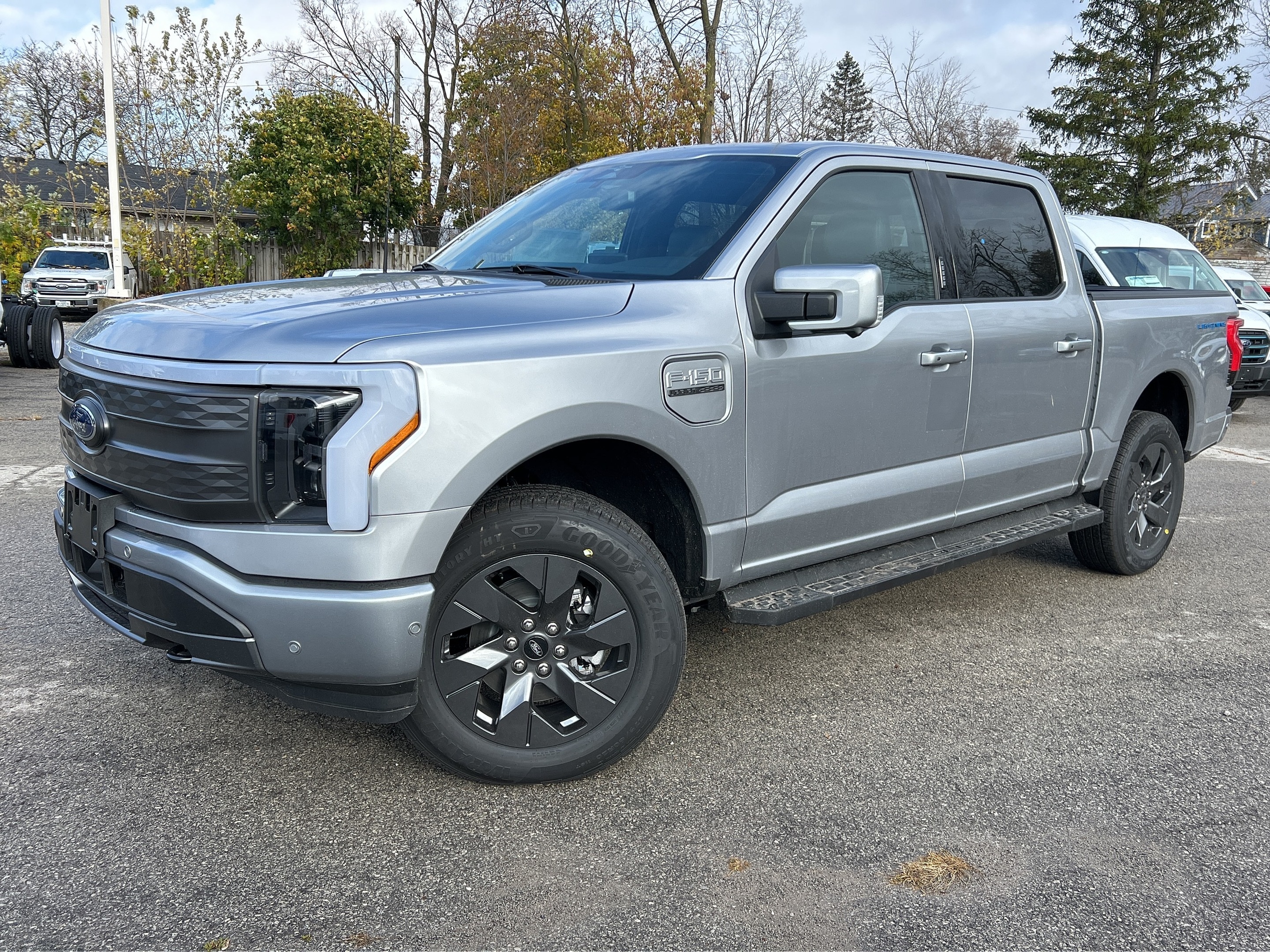 2023 Ford F-150 Lightning Lariat High Package 