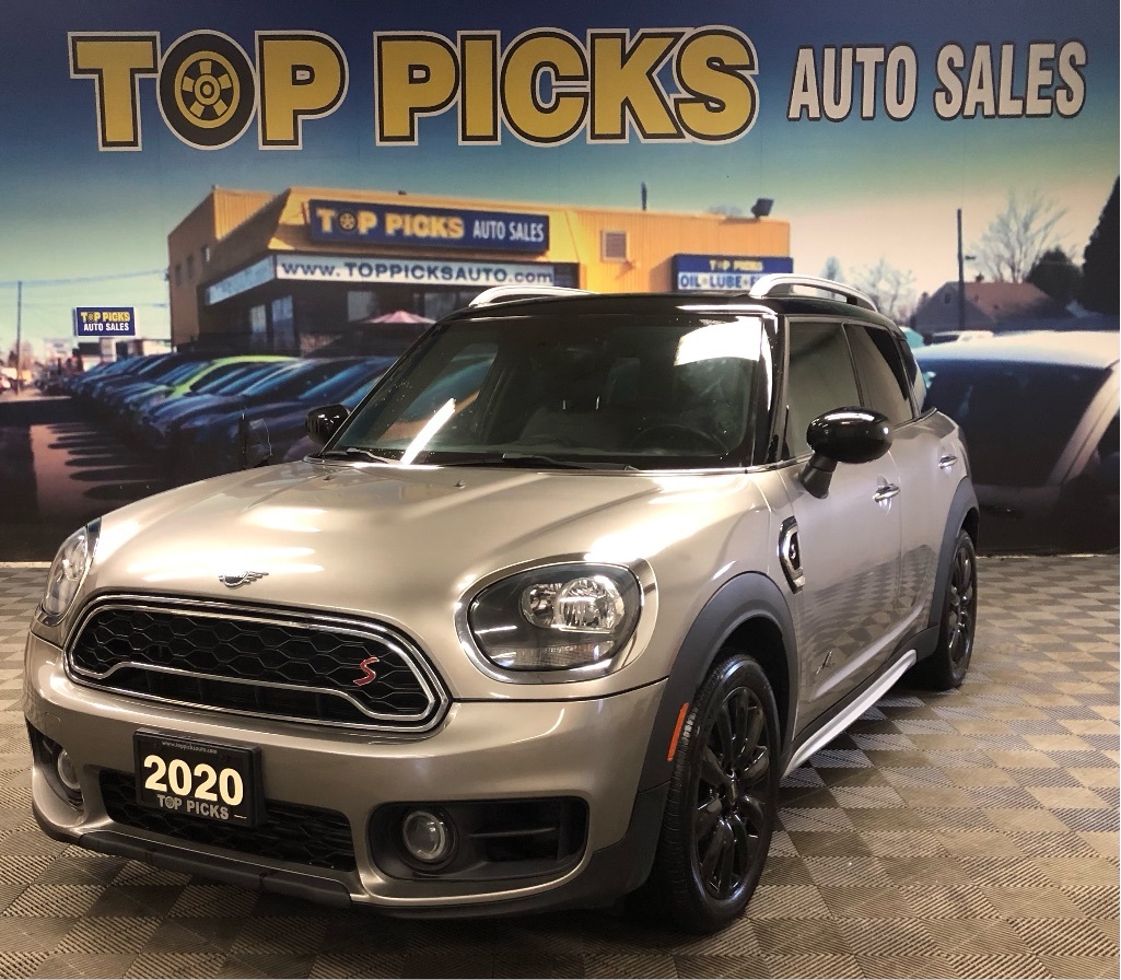 2020 MINI Countryman Cooper S, AWD, 4 Door, Fully Loaded, One Owner!