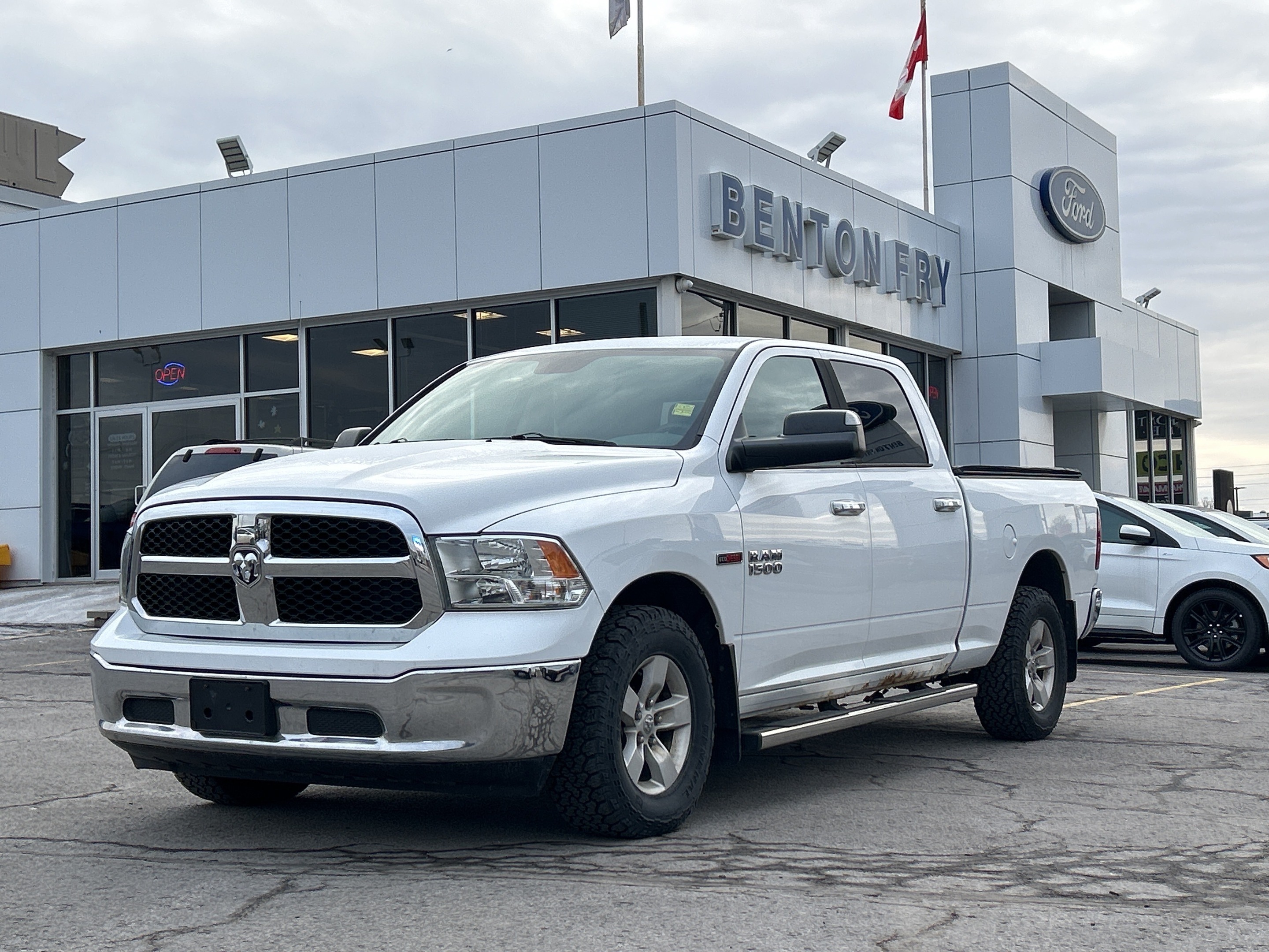 2015 Ram 1500 SLT - 3.0L Eco Diesel Certified and Detailed, Read