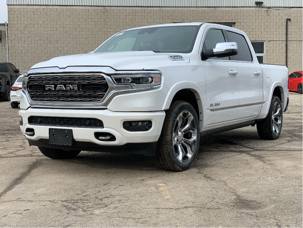2024 Ram 1500 Limited w/Level 1, Night, Sunroof, Bed Utility