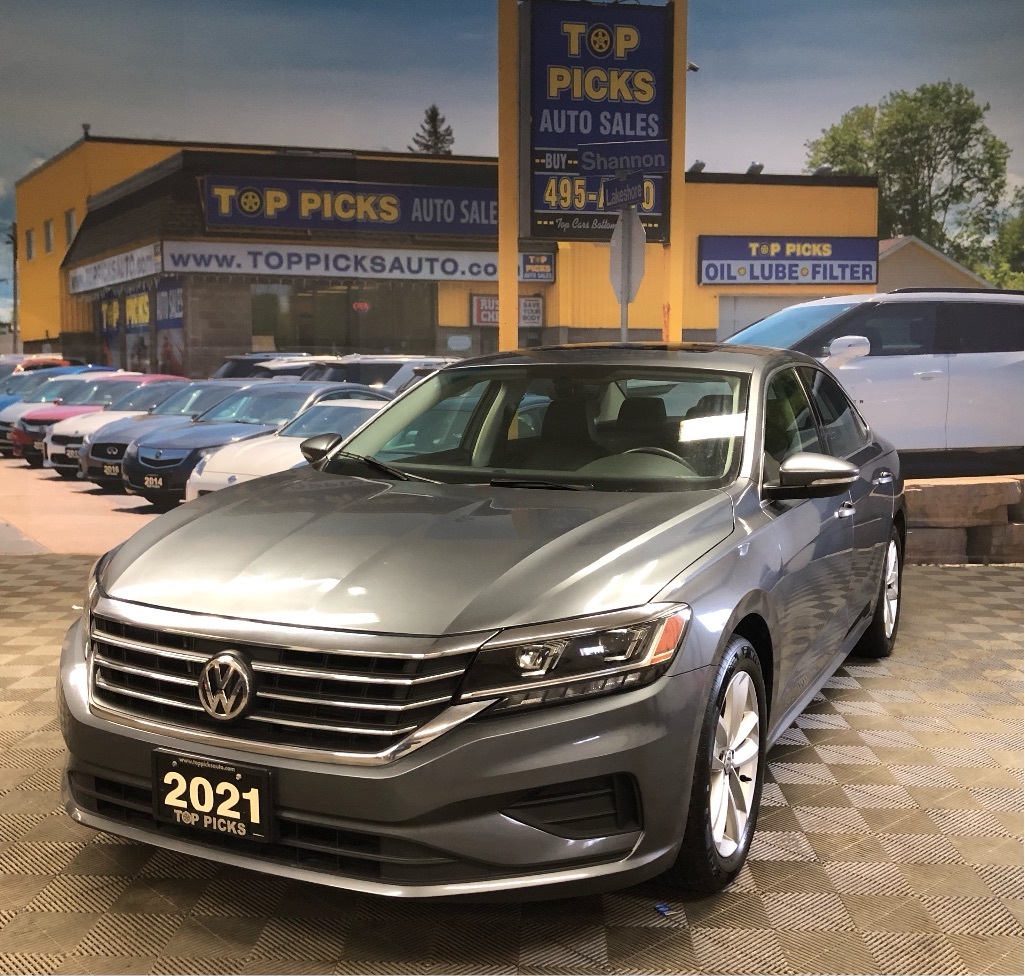2021 Volkswagen Passat Highline, Very Well Equipped, Accident Free!
