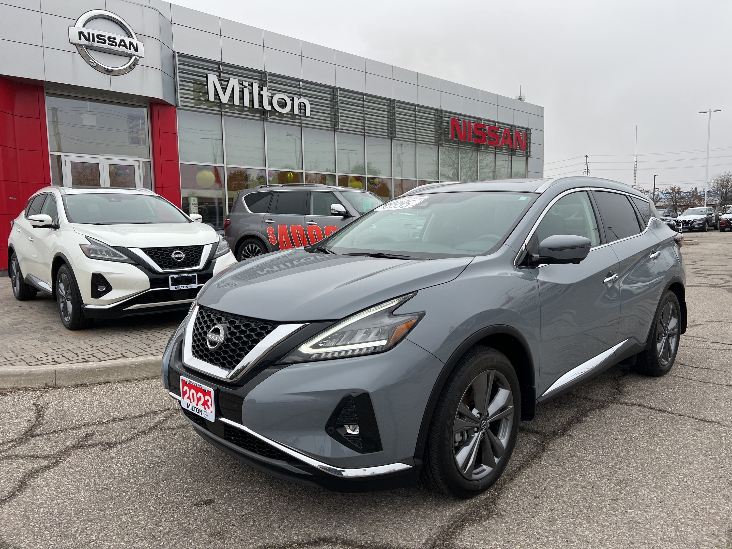 2023 Nissan Murano Platinum/AWD with only 14,000 km 3.9% Financing