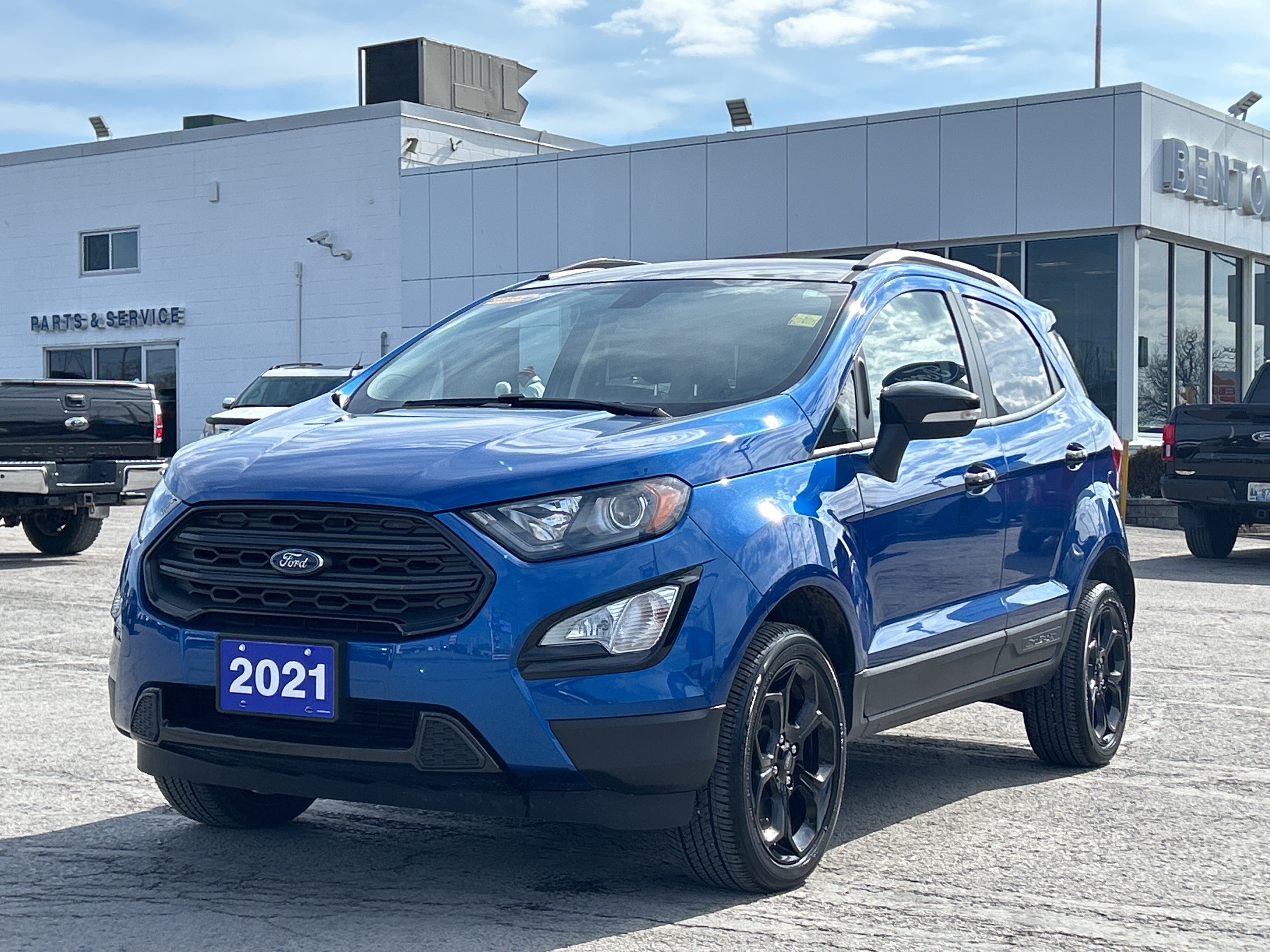 2021 Ford EcoSport SES - Sporty one owner economical AWD low KMs with