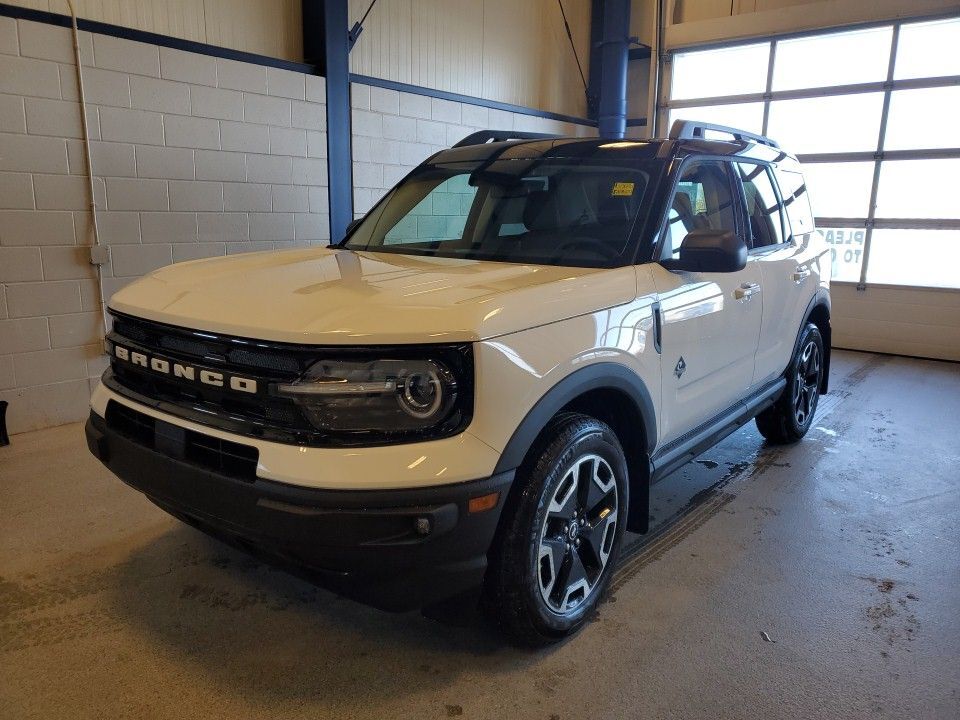 2024 Ford Bronco Sport OUTER BANKS 300A W/ TECH PACKAGE 