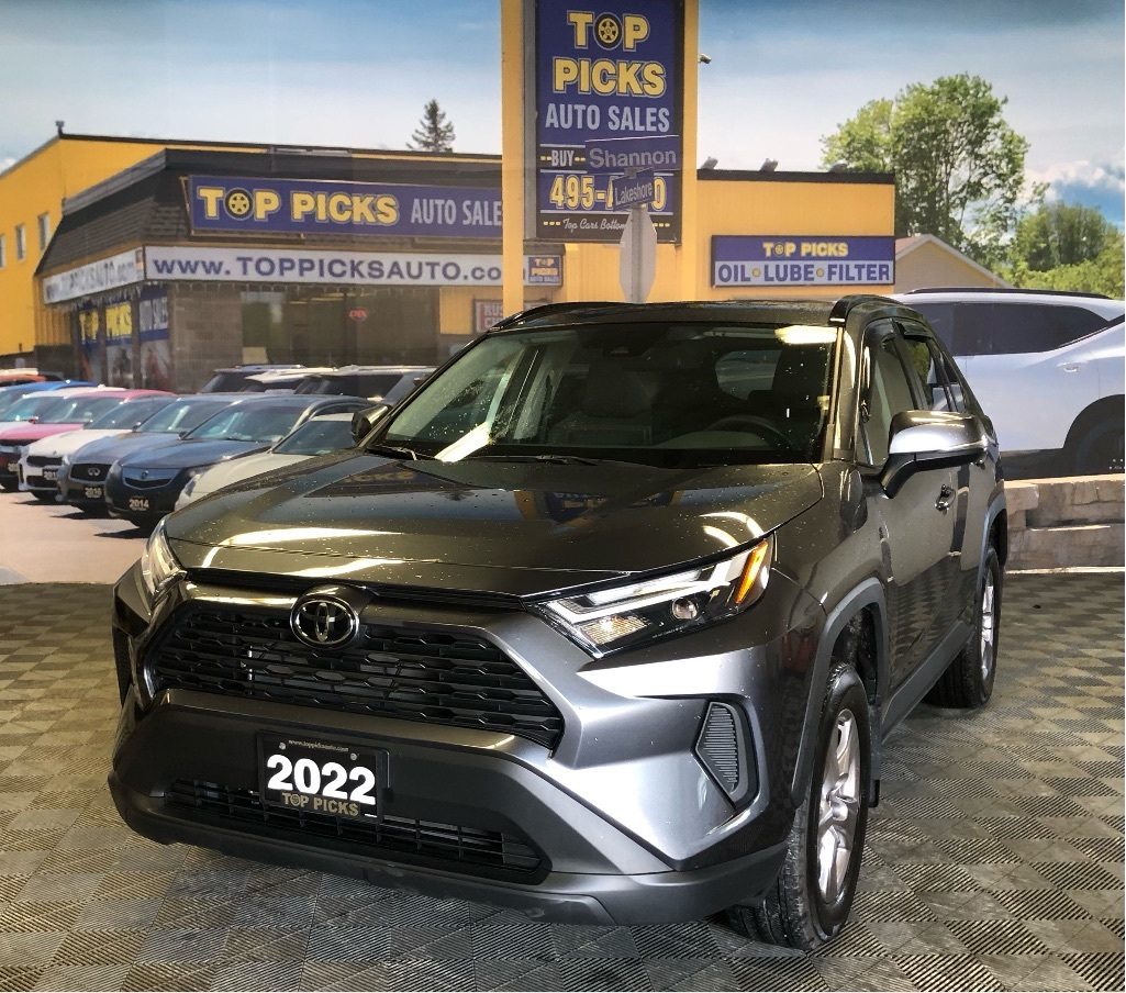 2022 Toyota RAV4 XLE, AWD, Sunroof, One Owner, Low Kms & Certified!