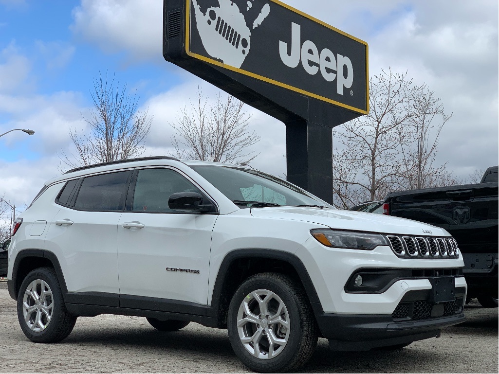 2024 Jeep Compass North w/Convenience Group