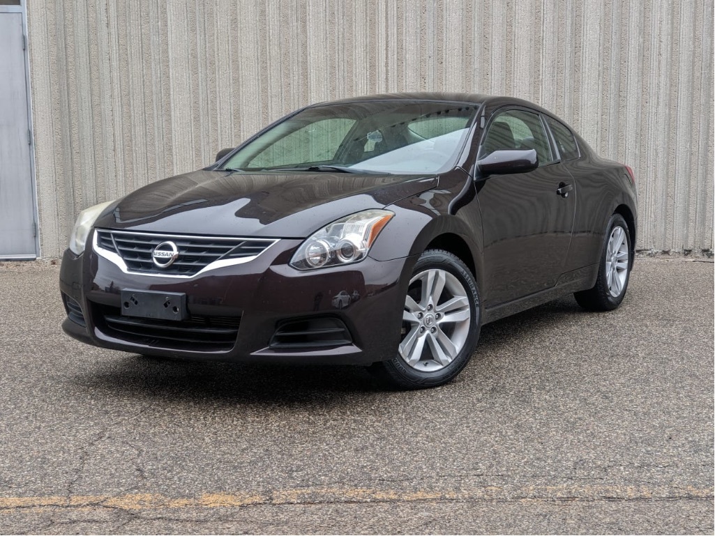 2011 Nissan Altima 2.5 S | COUPE | NEW TIRES & STRUTS