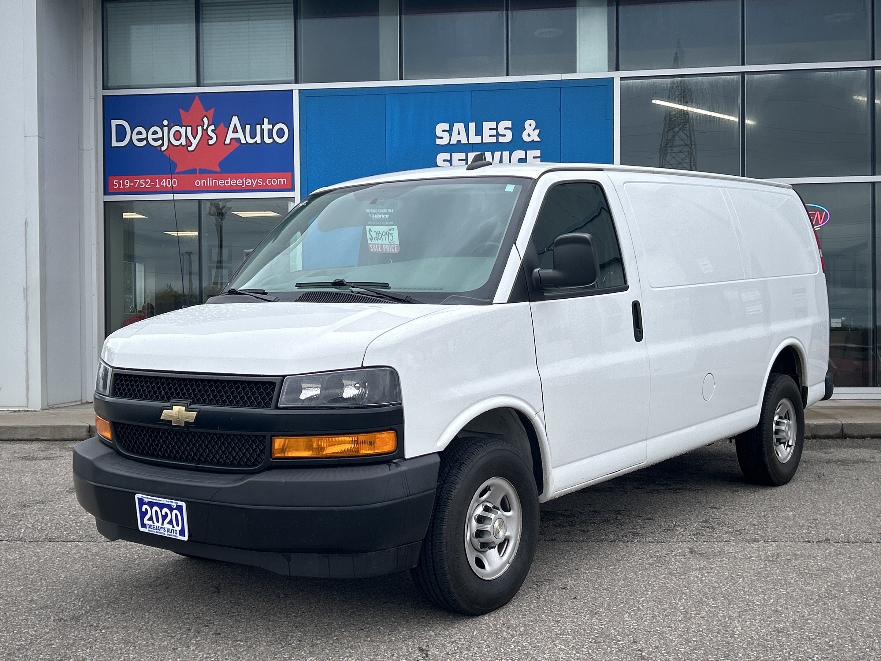 2020 Chevrolet Express RWD 2500 135 | Back-Up Camera | Clean Carfax
