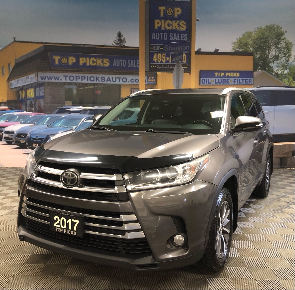 2017 Toyota Highlander XLE, Fully Loaded, One Owner, Accident Free!!