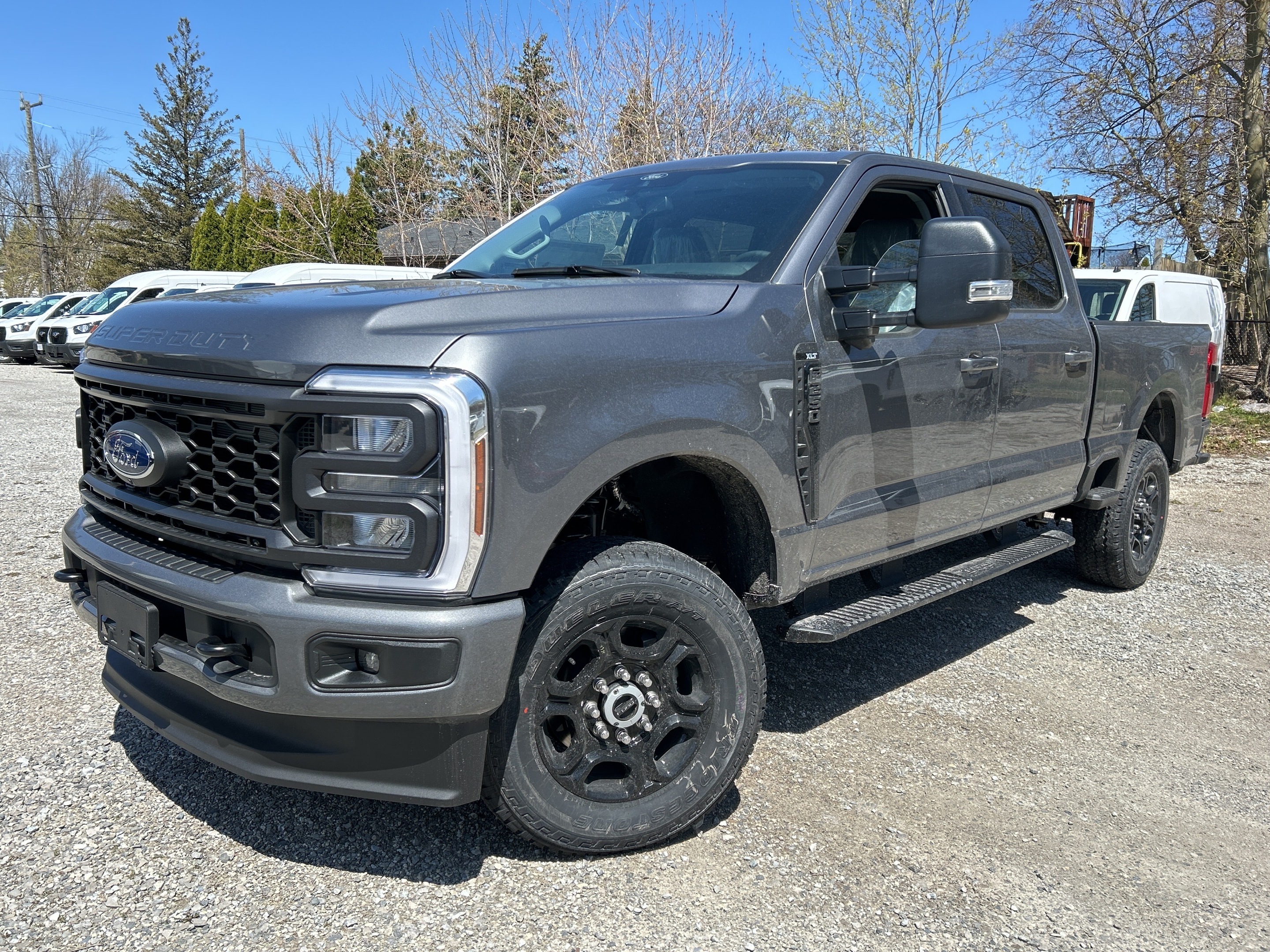 2024 Ford F-250 SUPER DUTY XLT  - Tailgate Step