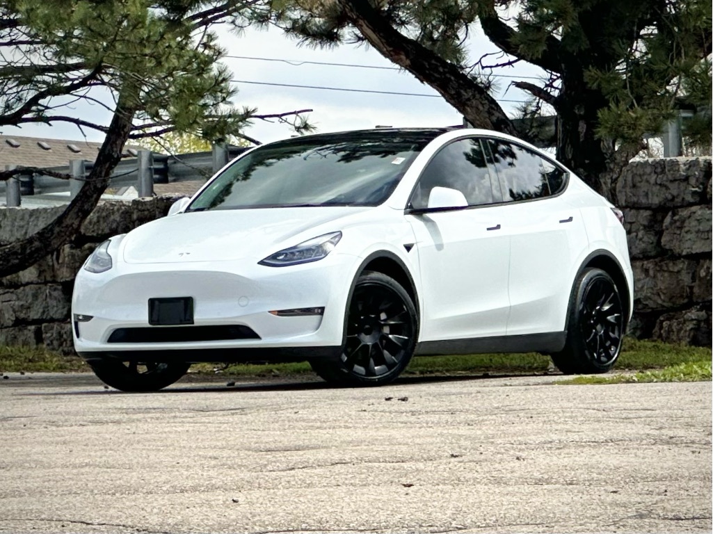 2021 Tesla Model Y LONG RANGE | PANO ROOF | HEATED SEATS | 360 CAM