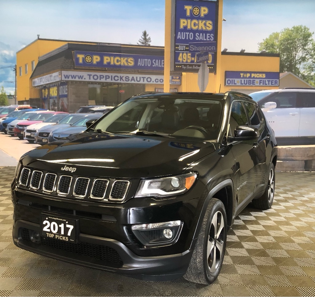 2017 Jeep Compass North, Leather, Sunroof, Navi, One Owner, Low Kms!