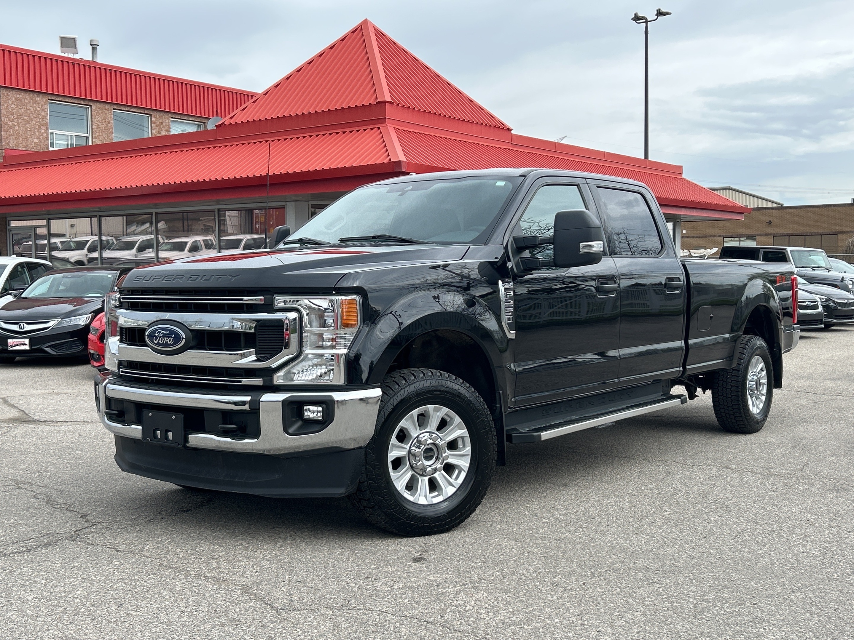 2022 Ford F-250 XLT 4WD Crew Cab 8' Box FX4 OFF-ROAD PACKAGE