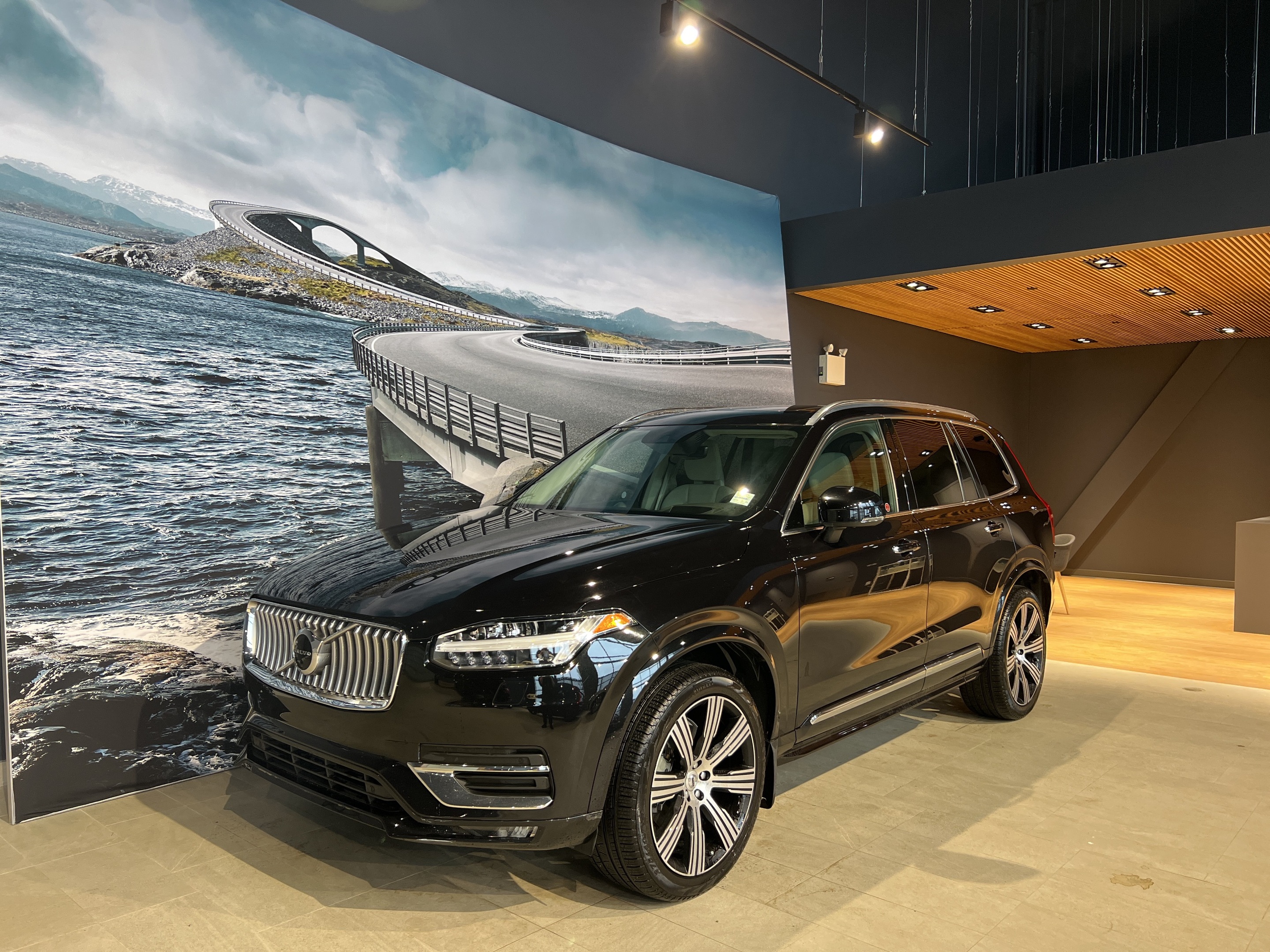 2021 Volvo XC90 T6 AWD Inscription (7-Seat) FROM 3.99%