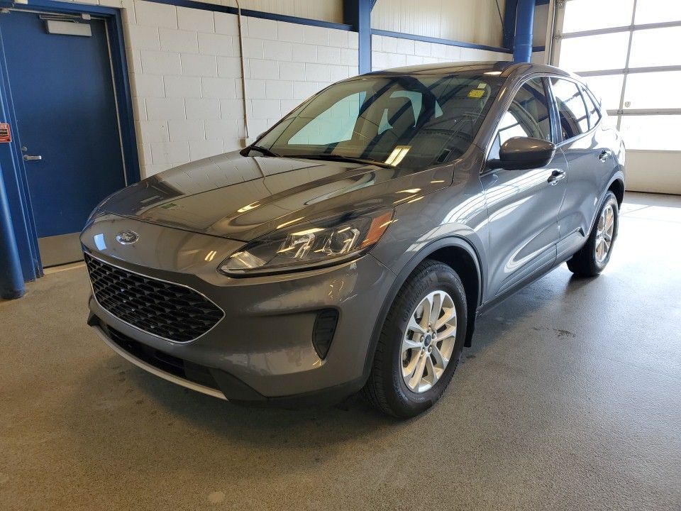 2021 Ford Escape SE 200A W/ COLD WEATHER PACKAGE