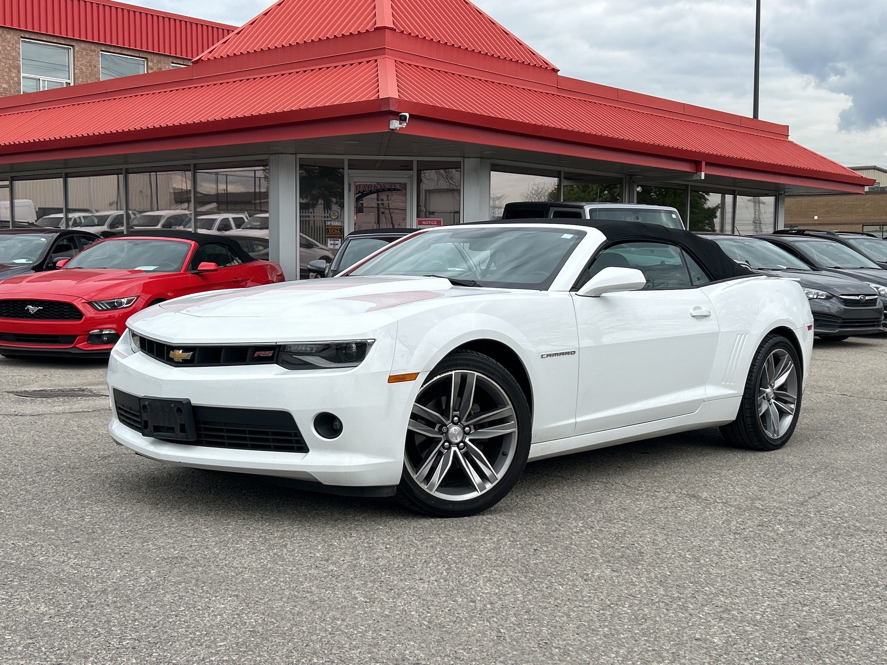 2015 Chevrolet Camaro 2dr Conv LT w-1LT RS Package No Accidents ! 