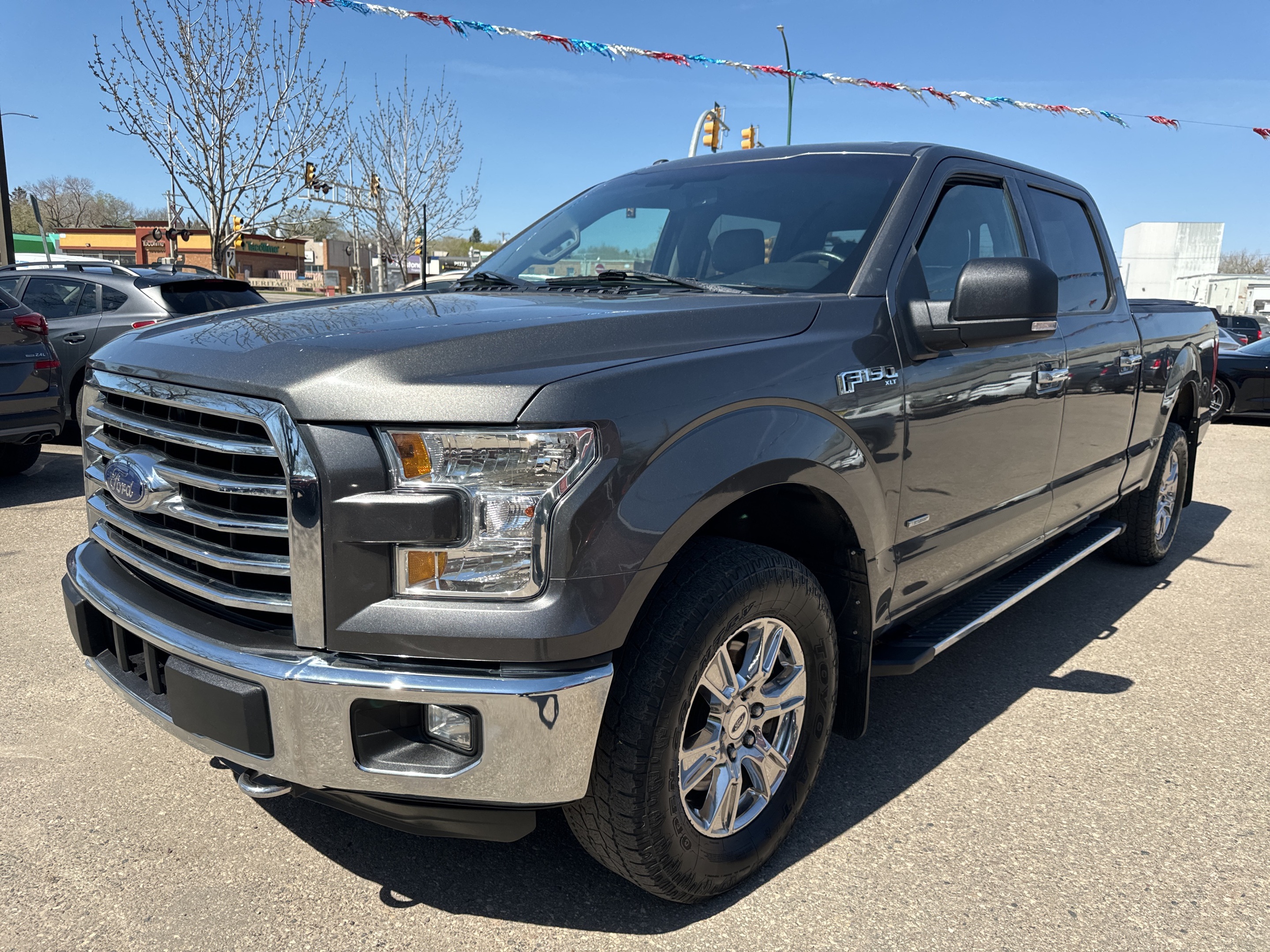 2016 Ford F-150 XLT-302A