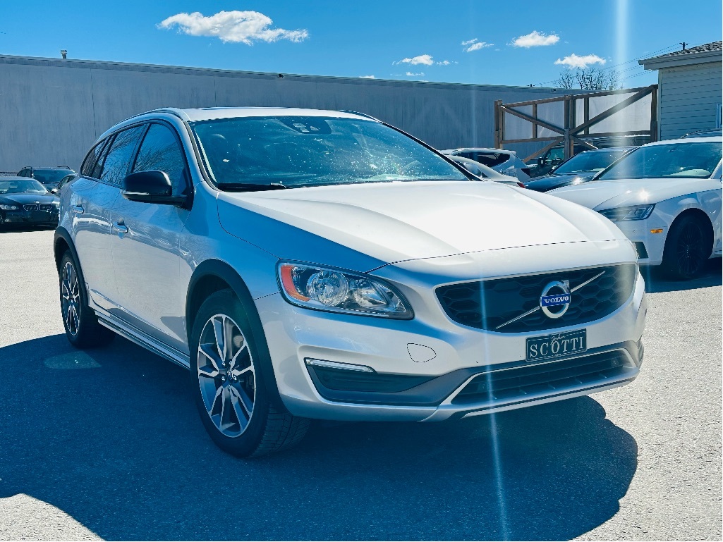 2015 Volvo V60 Cross Country AWD, CROSS COUNTRY, CERTIFIED