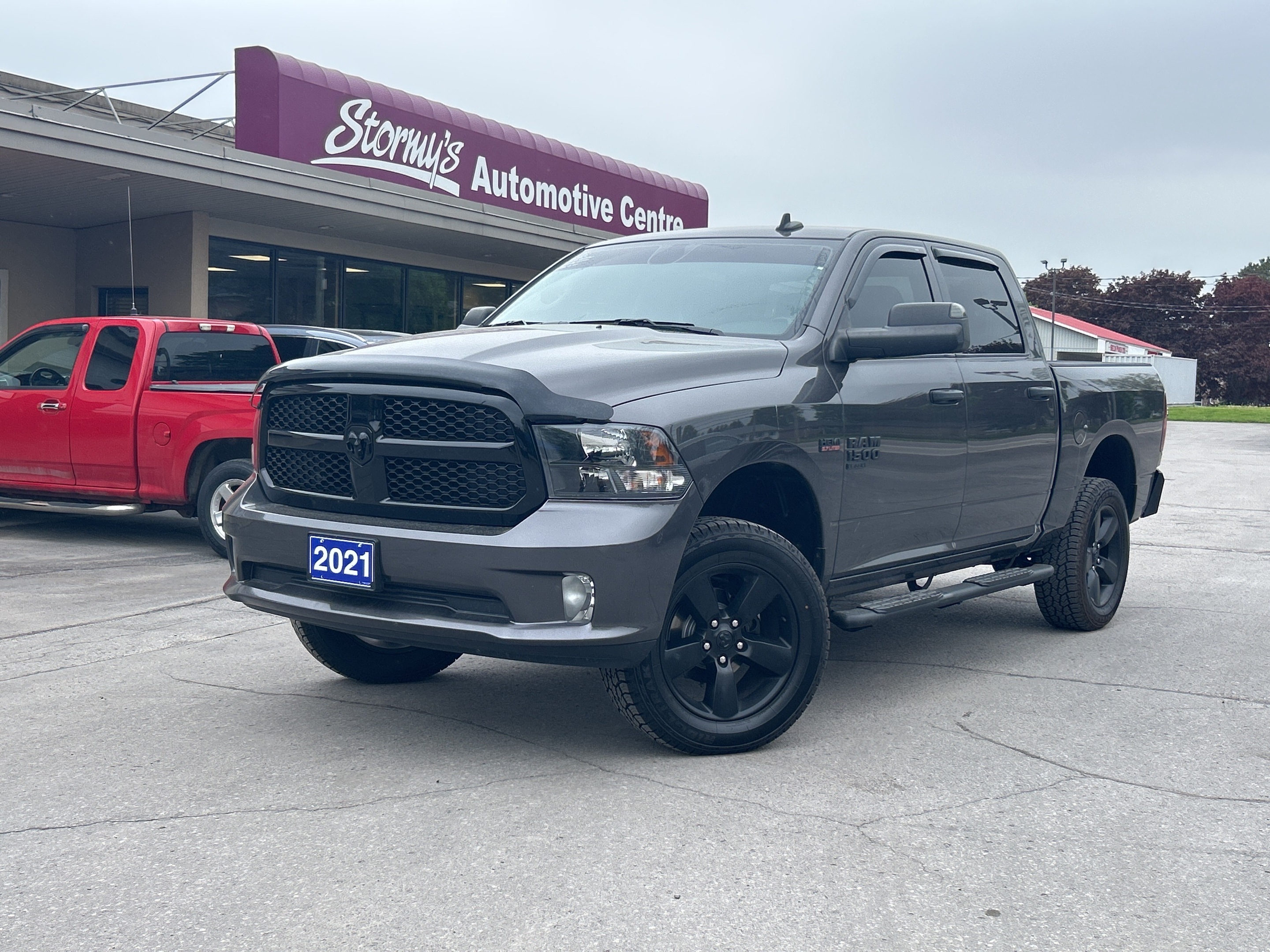 2021 Ram 1500 Classic Express 5.7L/BACKUP CAM/HEATED SEATS CALL PICTON