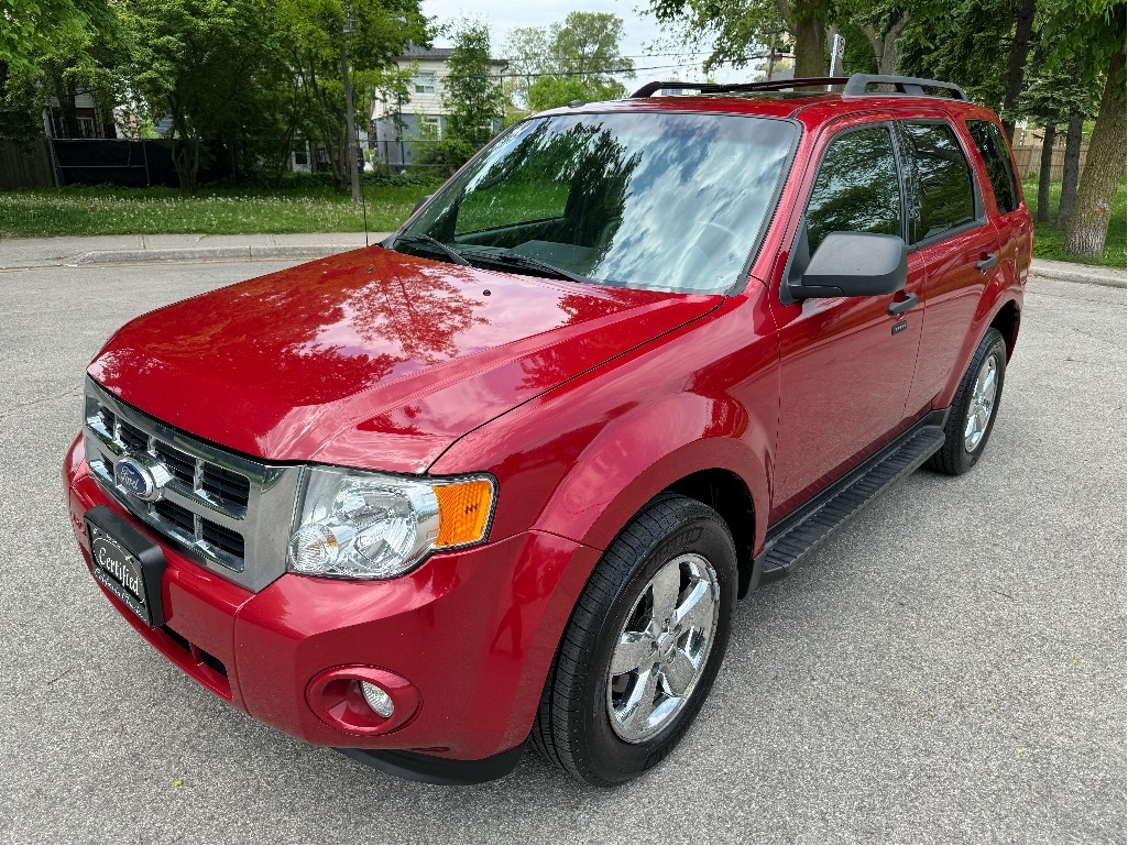 2010 Ford Escape LEATHER! SUNROOF! - 4WD