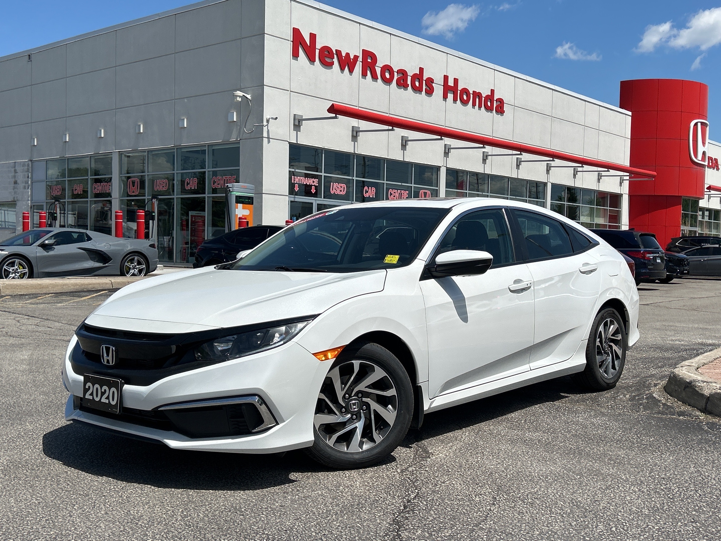 2020 Honda Civic Moonroof, Alloys, Heated Seats
