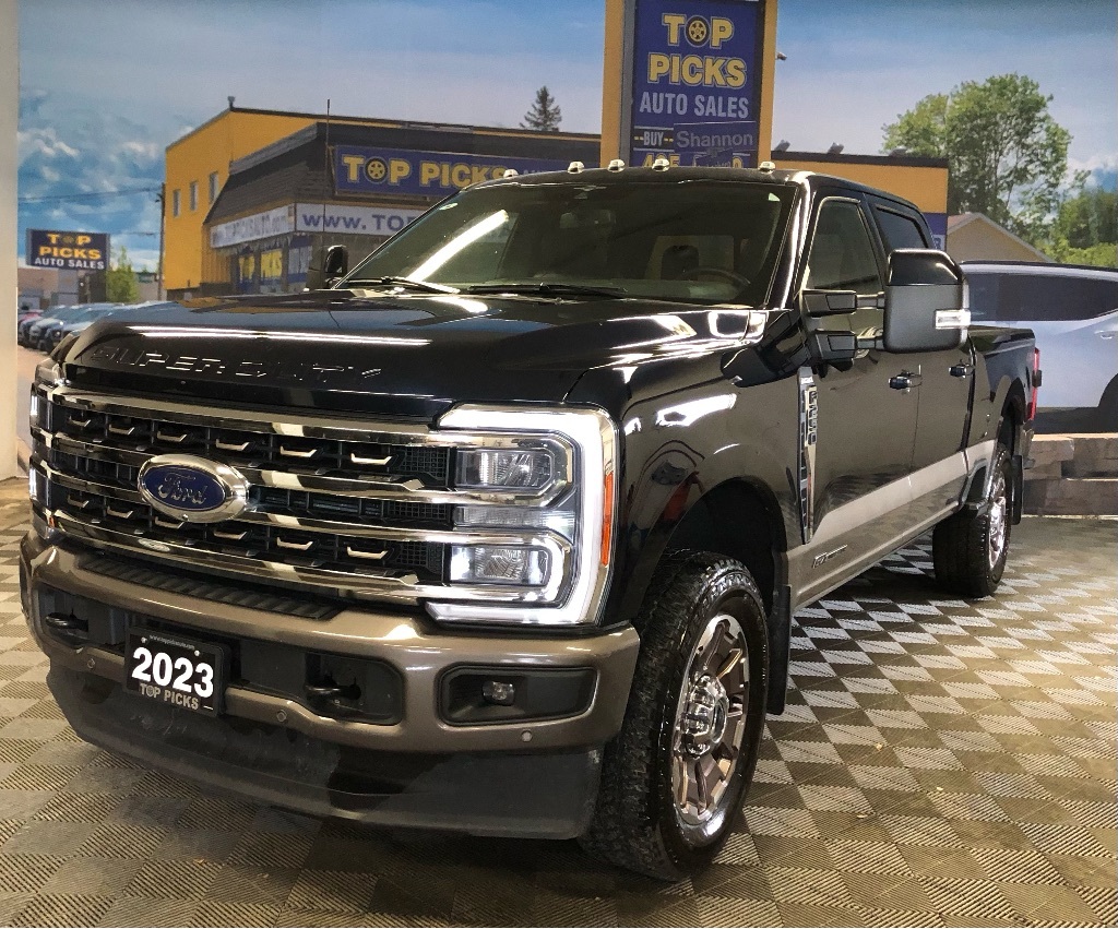 2023 Ford F-250 King Ranch, Diesel, Fully Loaded, Accident Free!