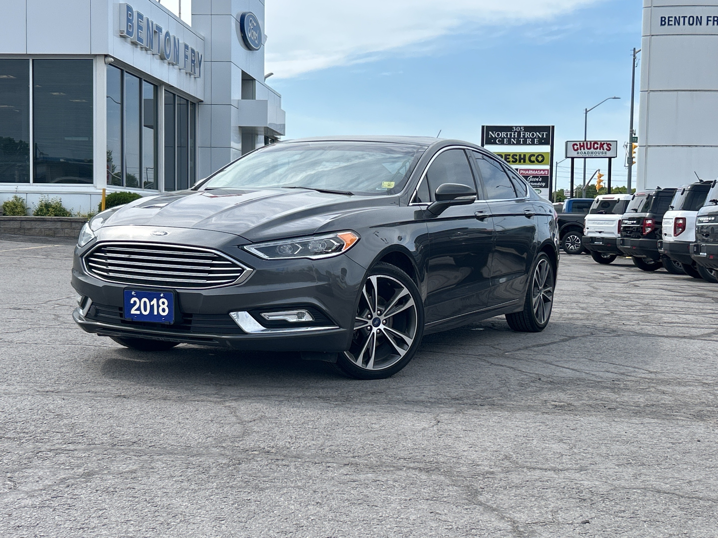 2018 Ford Fusion Titanium - 2.0L Eco Boost, Well Maintained Sedan L