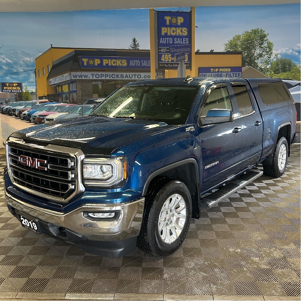 2019 GMC Sierra 1500 Limited SLE, Crew Cab, V8, Z71, One Owner, Accident Free!