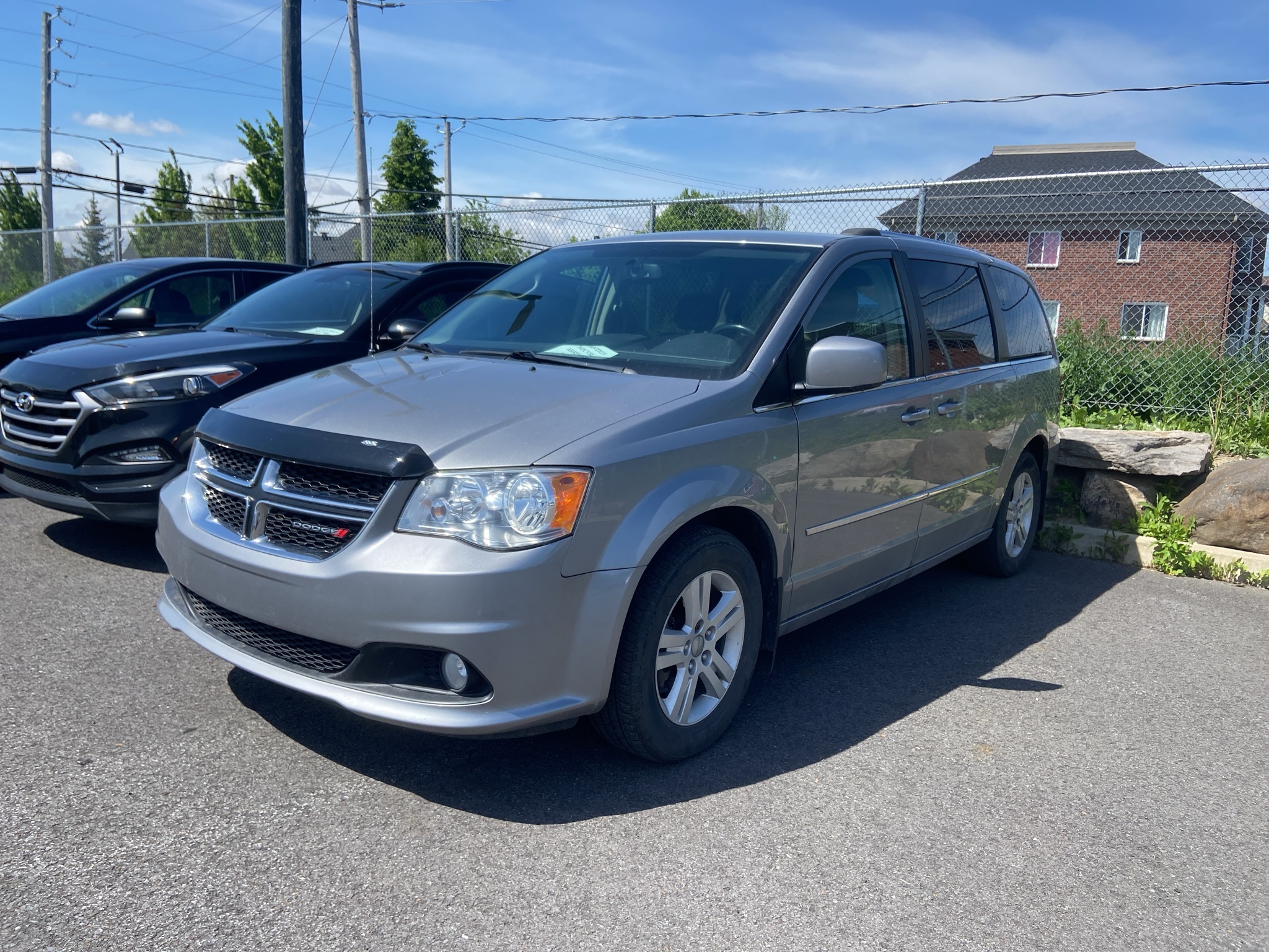 2016 Dodge Grand Caravan Crew Stow and Go Mags