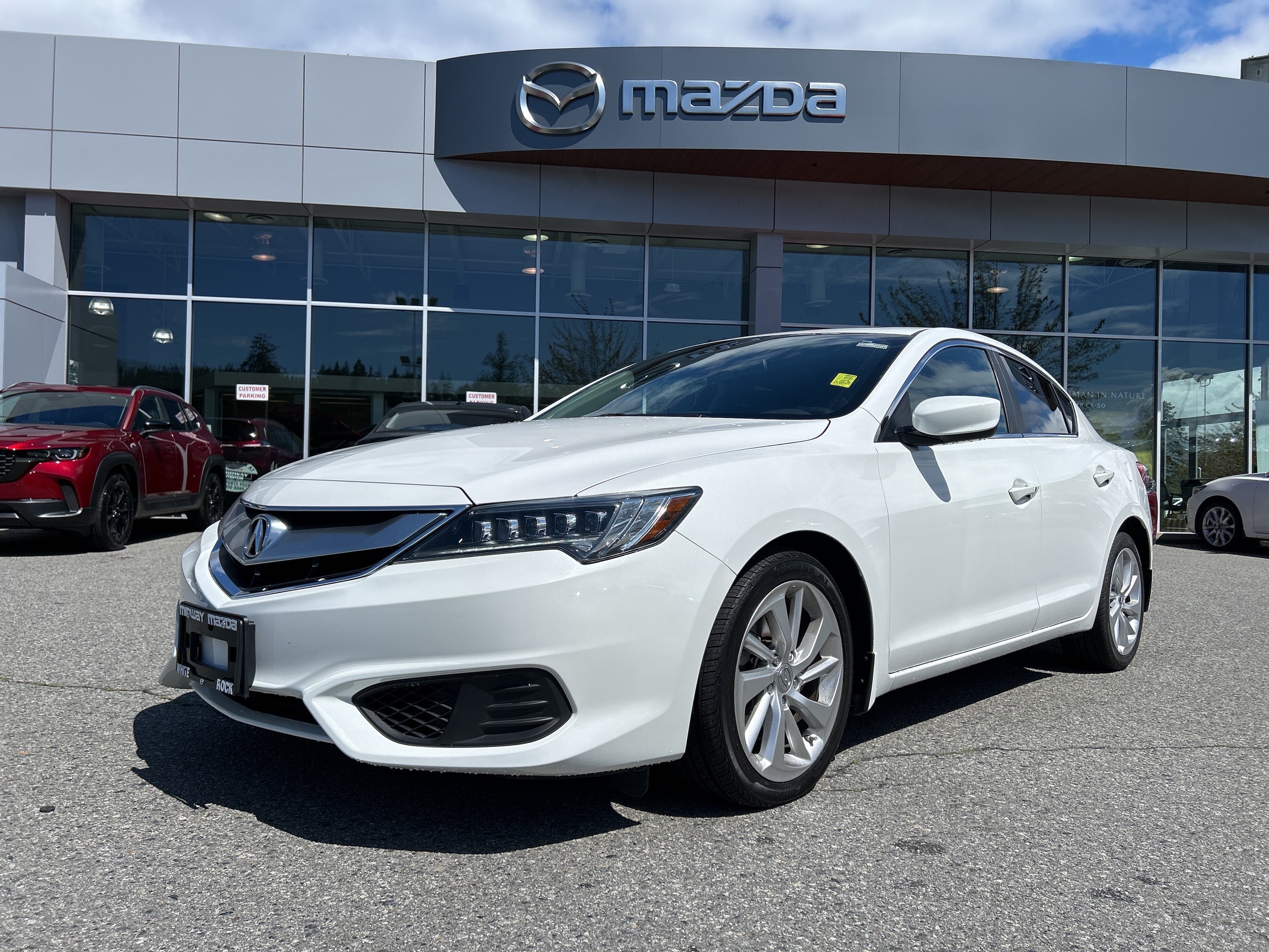 2016 Acura ILX Tech Pkg Low KMS, BC CAR, MUST BE SEEN!!!!