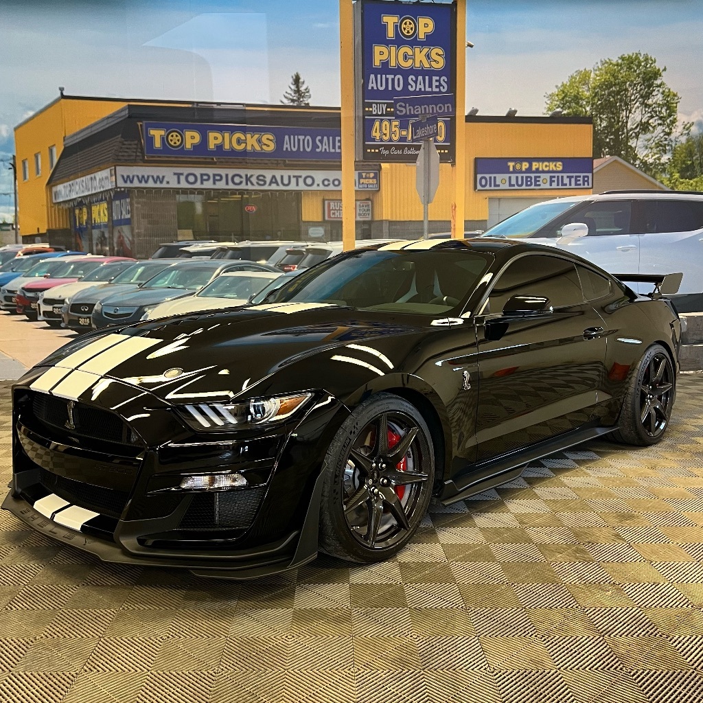 2021 Ford Mustang Shelby GT500, Carbon Pack, Tech Pack, Low Kms!