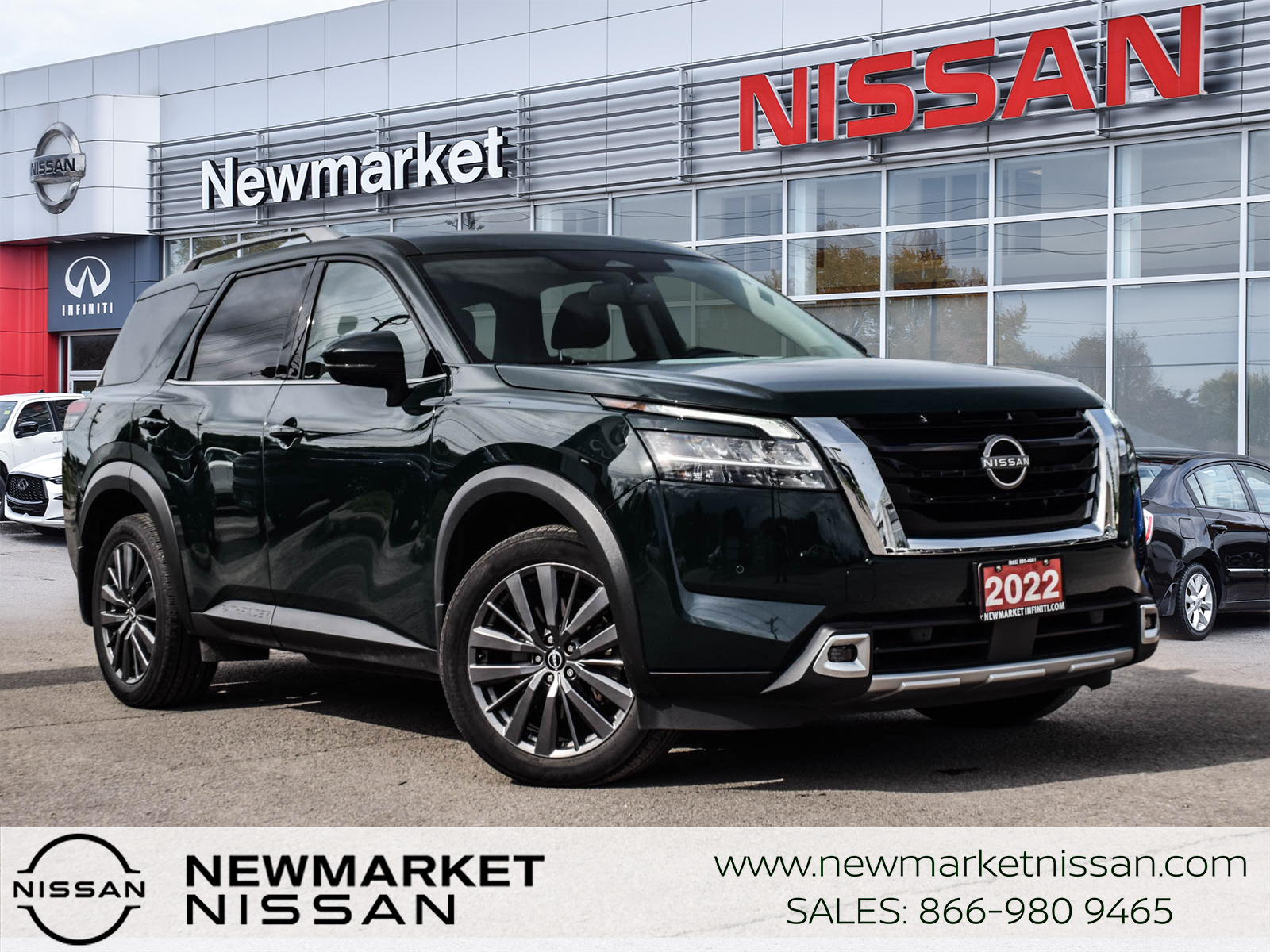 2022 Nissan Pathfinder ONE OWNER/CLEAN CARFAX/SERVICES RECORDS