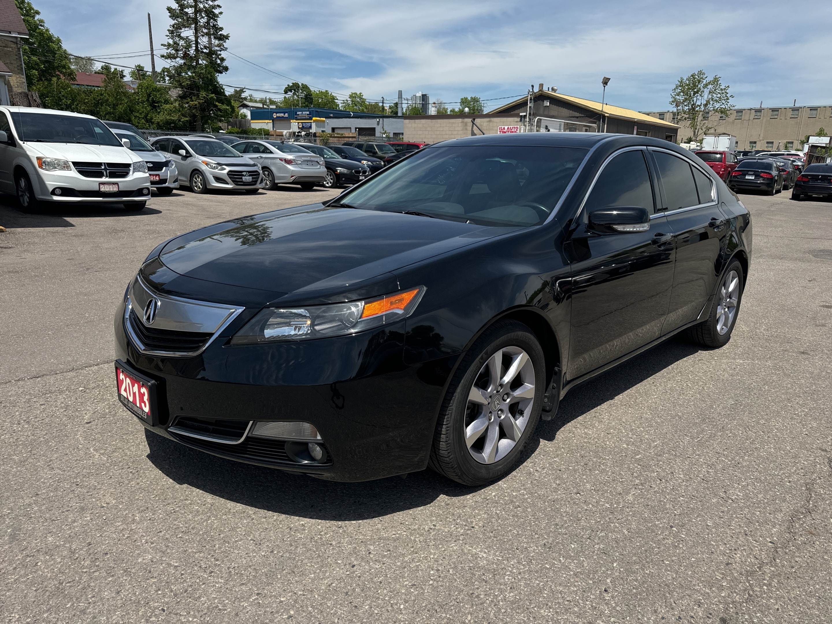 2013 Acura TL LOW KM’s, LOADED,LEATHER,SUNROOF,WHEELS,BTOOTH