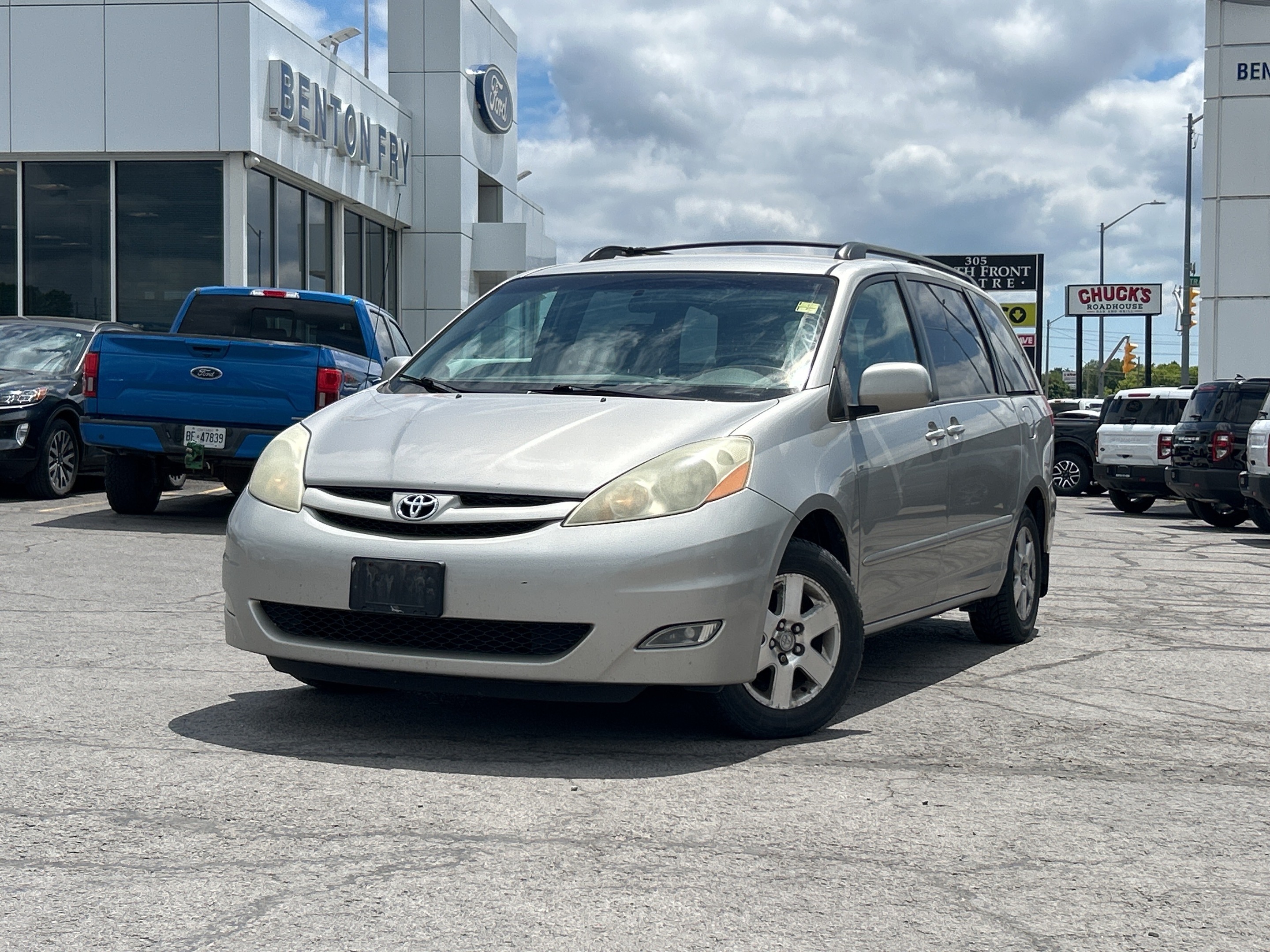 2006 Toyota Sienna CE - AS IS -