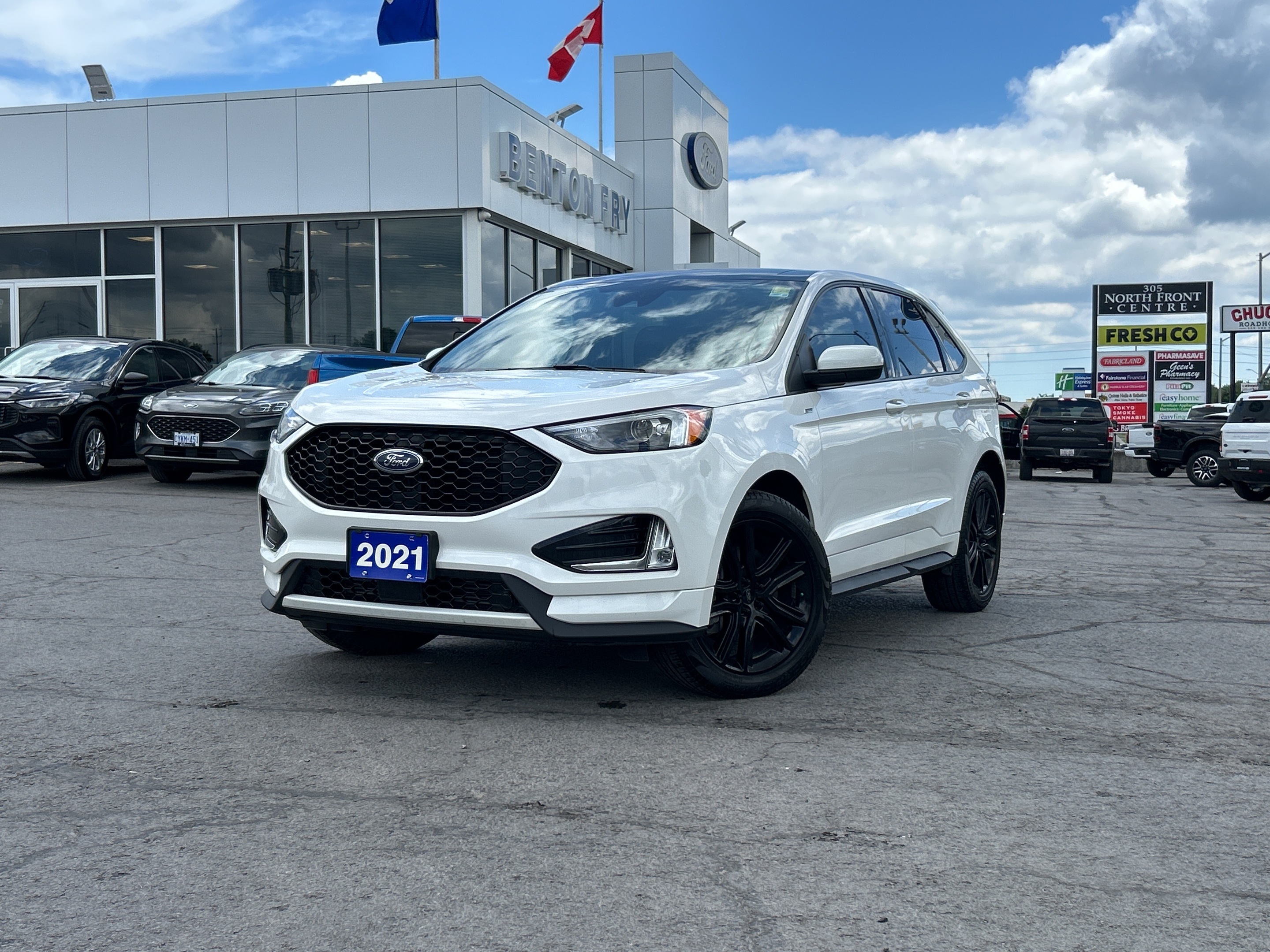 2021 Ford Edge ST Line - 2.0L Eco With under 80K, St Line interio
