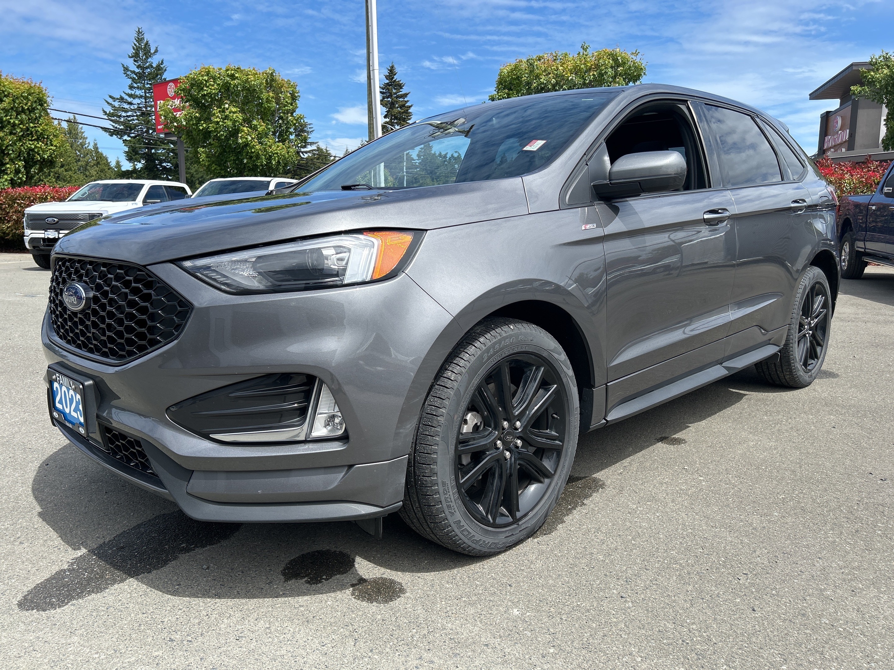 2023 Ford Edge AWD 2.0L Eco-boost Sunroof Tow Pkg Co-pilot 360