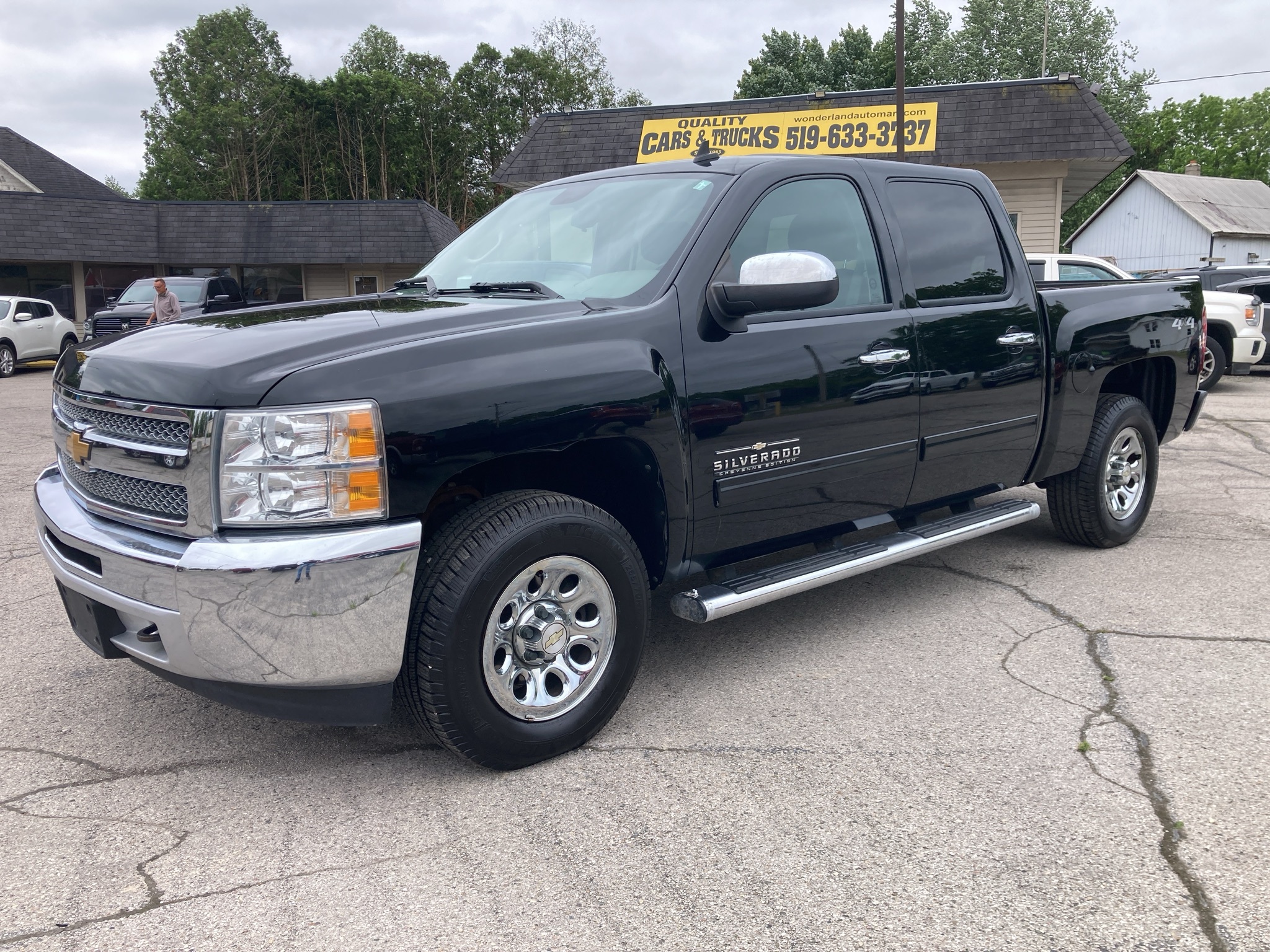 2012 Chevrolet Silverado 1500 LS Cheyenne Edition-4x4-One Owner-Tow Package
