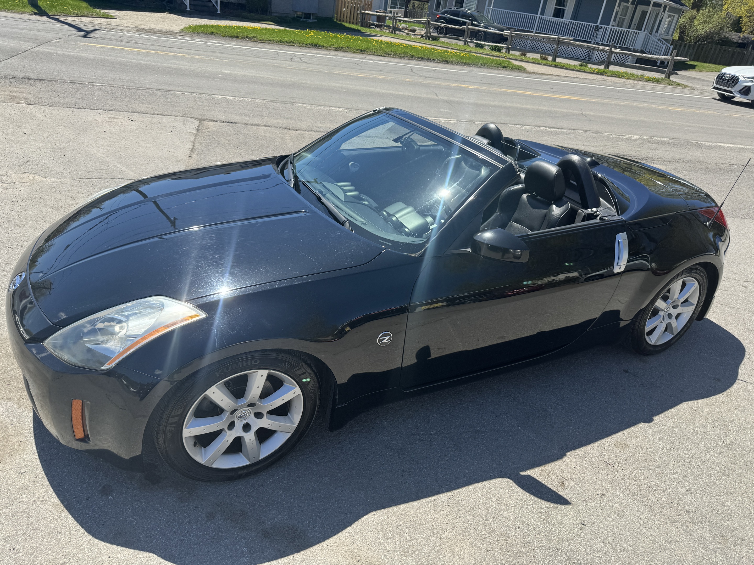 2004 Nissan 350Z 2dr Roadster Touring Manual